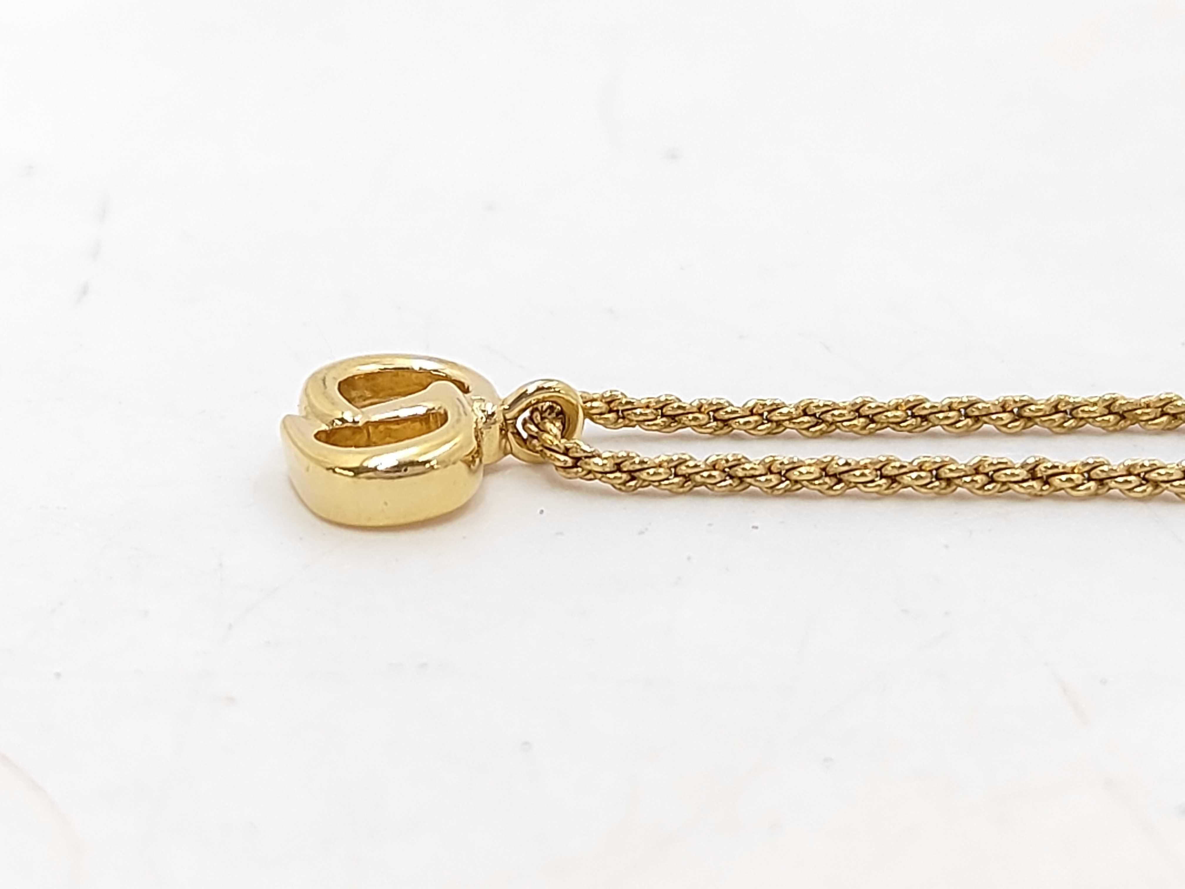 necklace — view 2