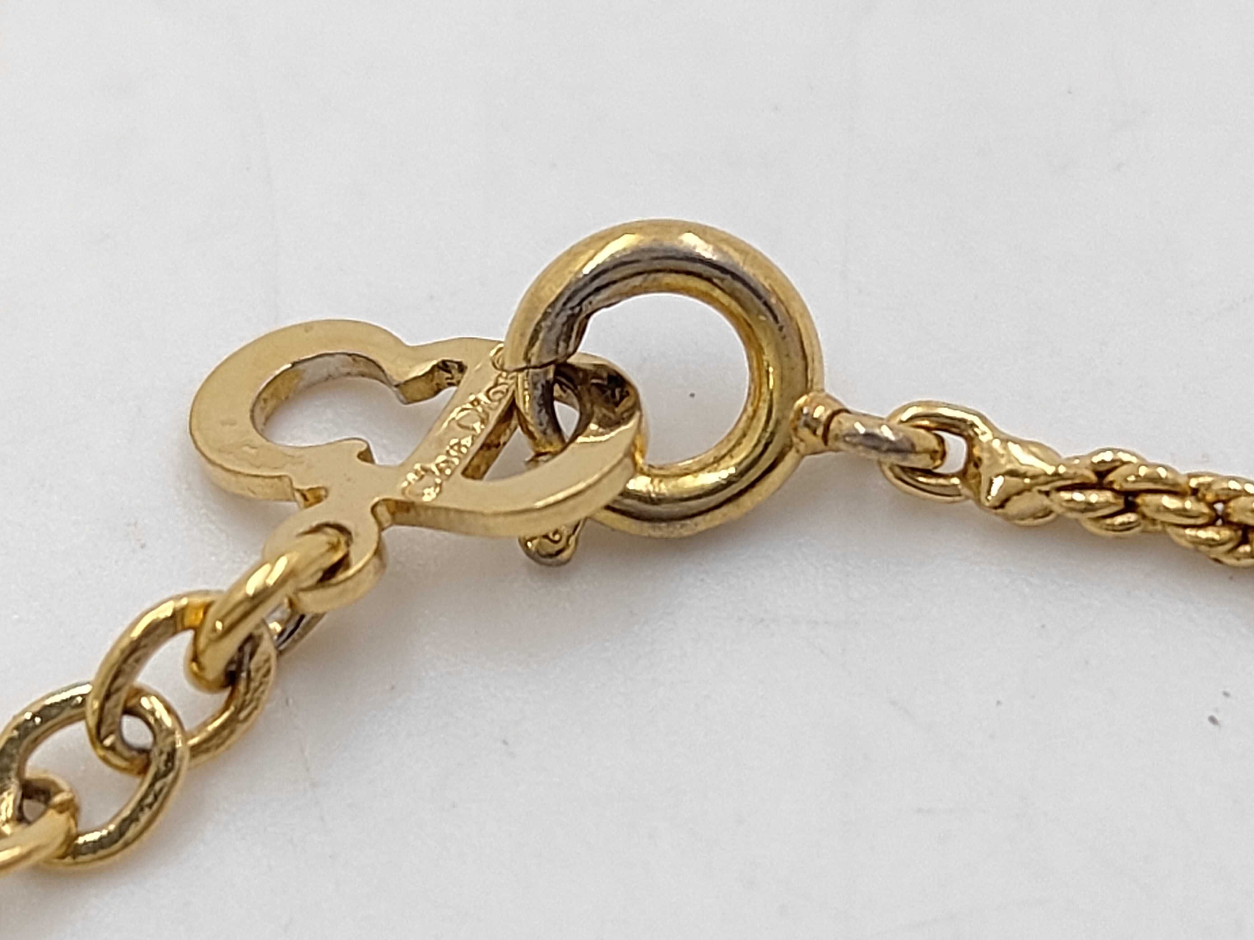 necklace — view 4