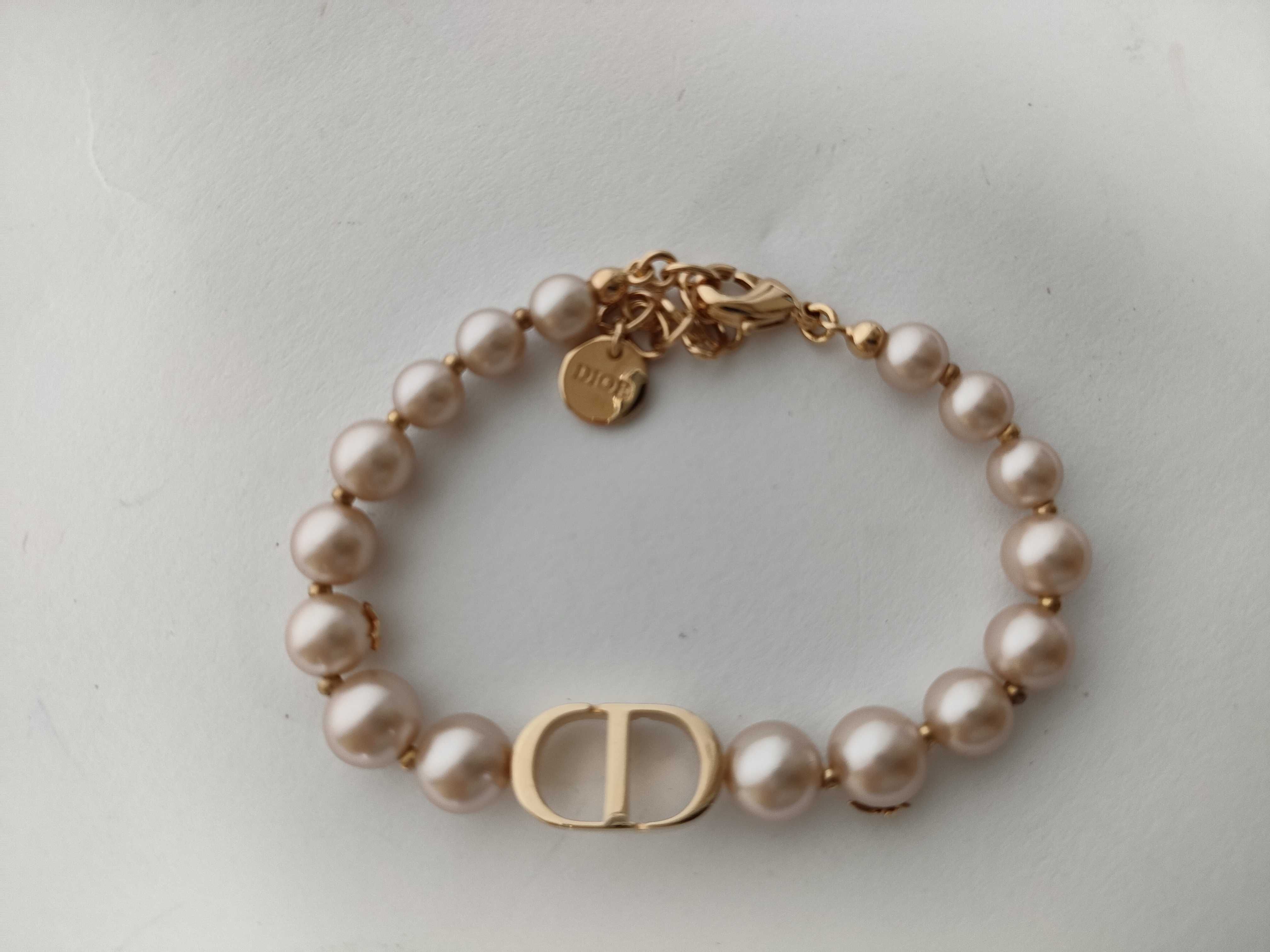 30 Montaigne Resin Pearl Rose Gold Bracelet (Bracelet/Bangle) — view 2