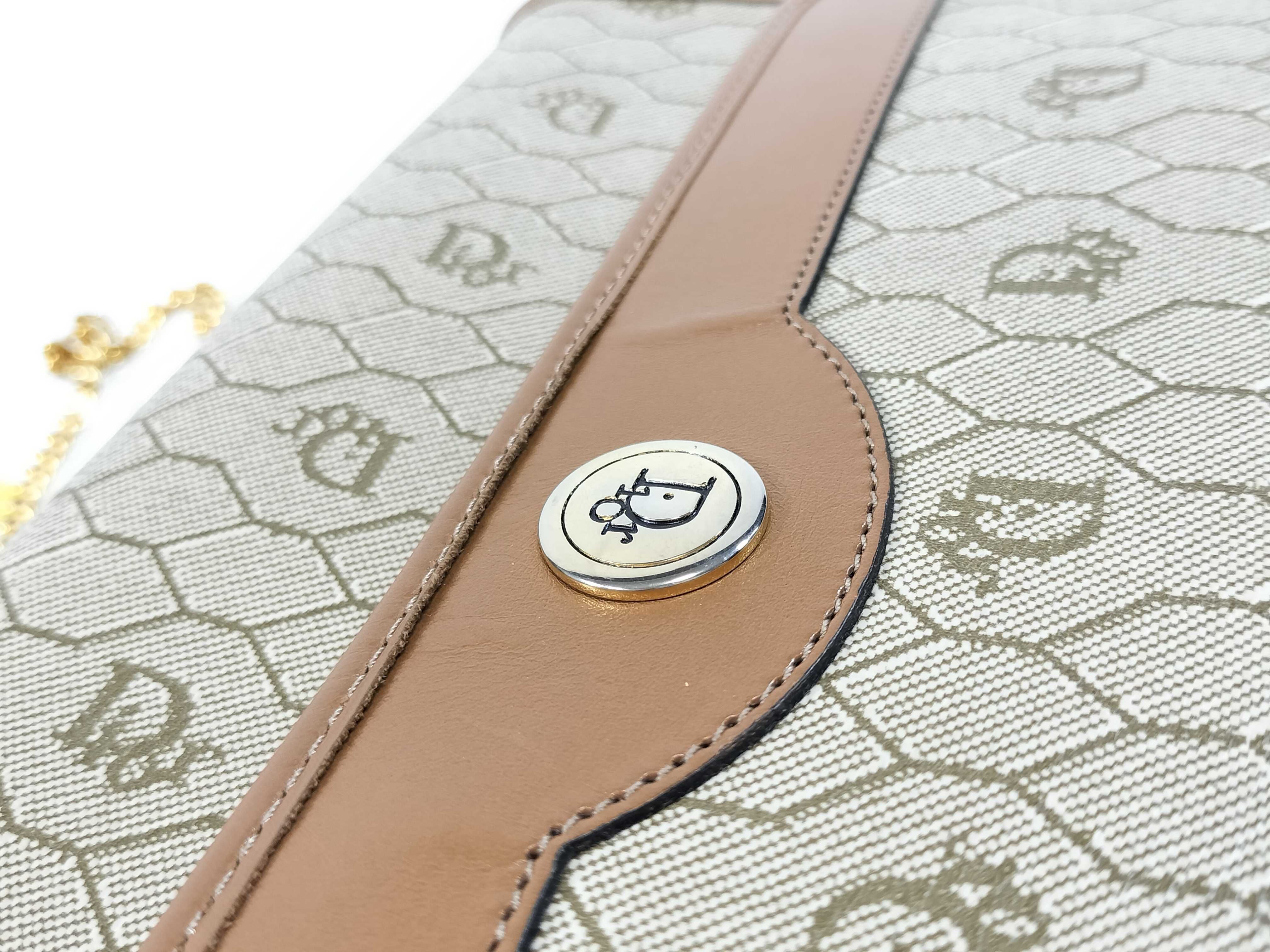 Honeycomb Chain Shoulder Clutch Bag (Shoulder Bag) — view 14