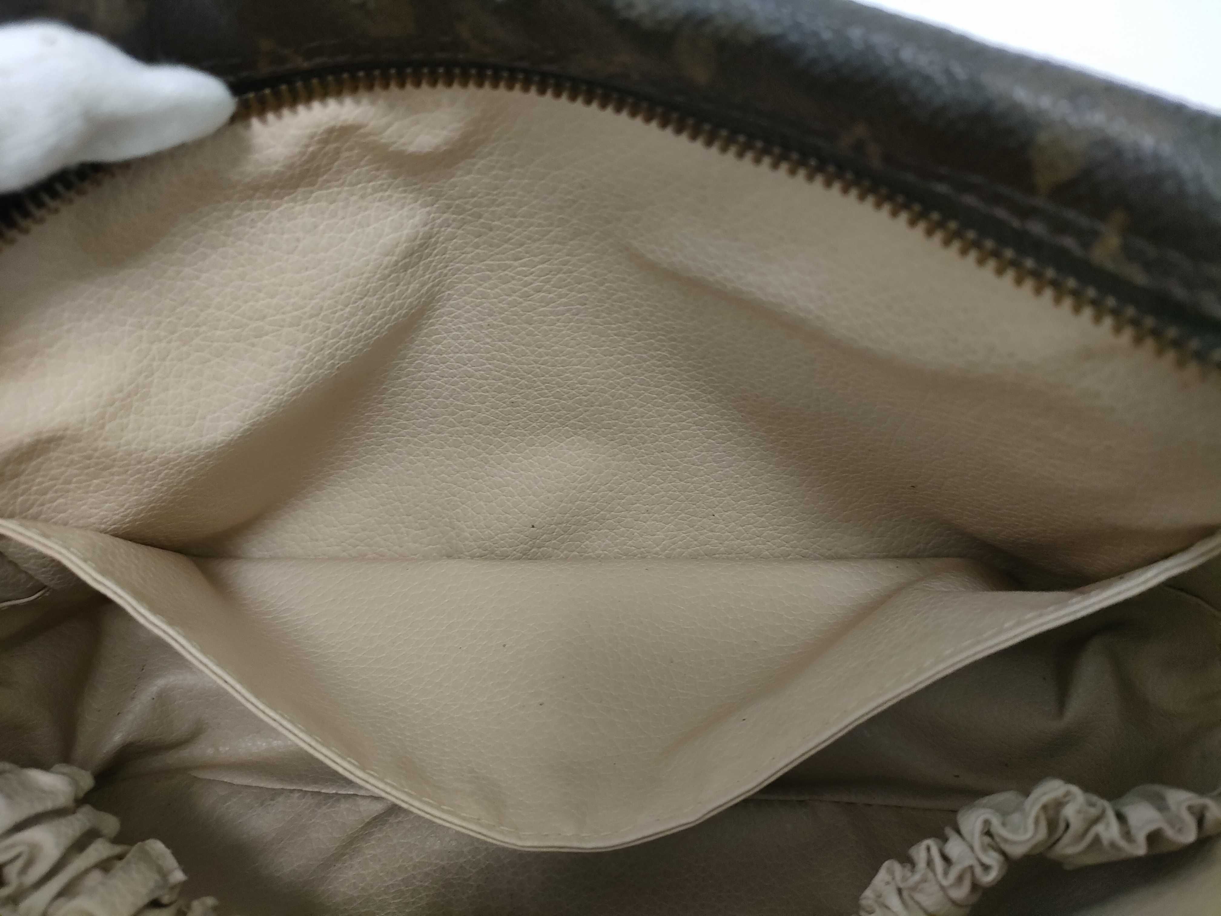 Monogram Louis Vuitton Monogram Trousseau Toilette Pouch — view 9