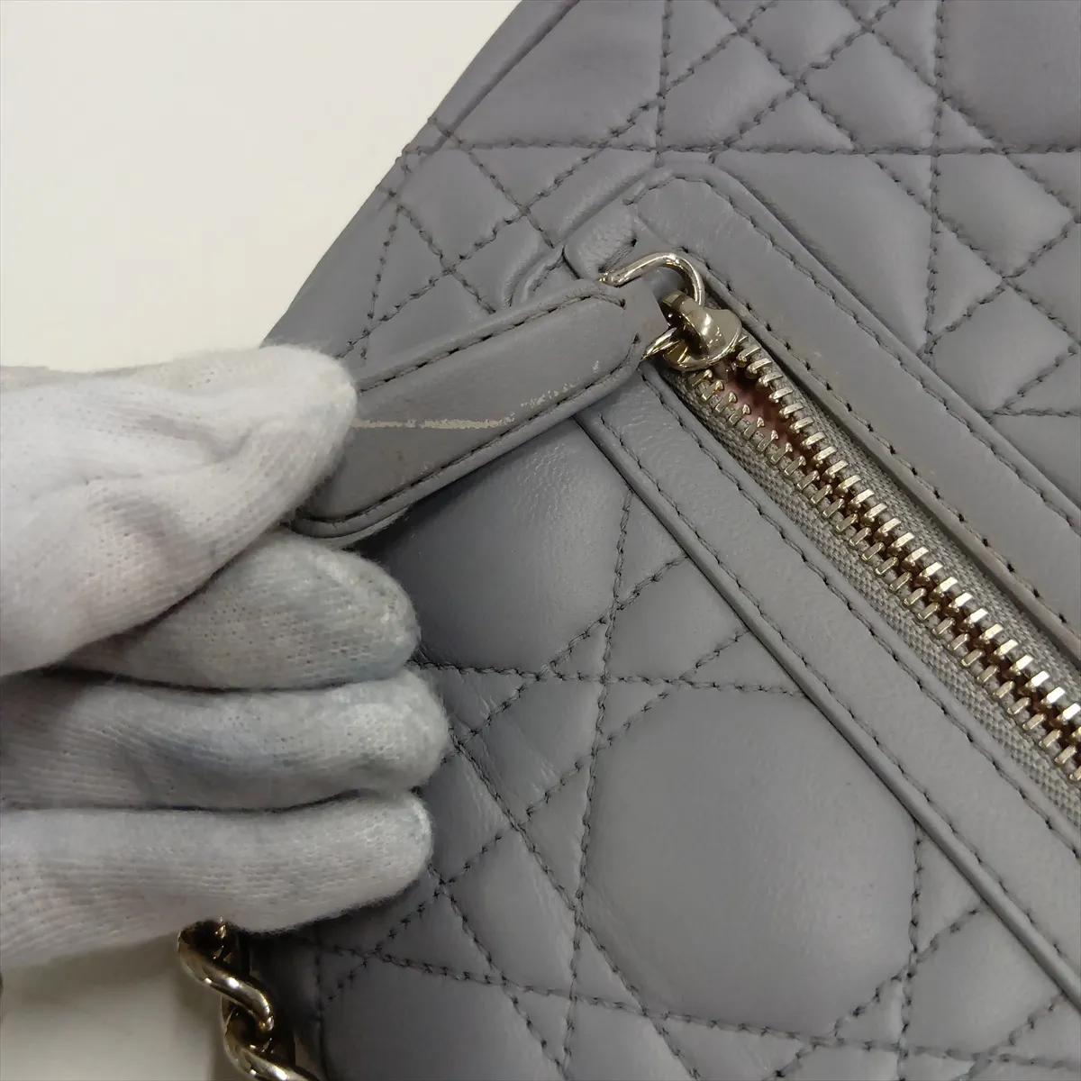 Cannage New Rock Leather Chain Shoulder Bag, Gray — view 13