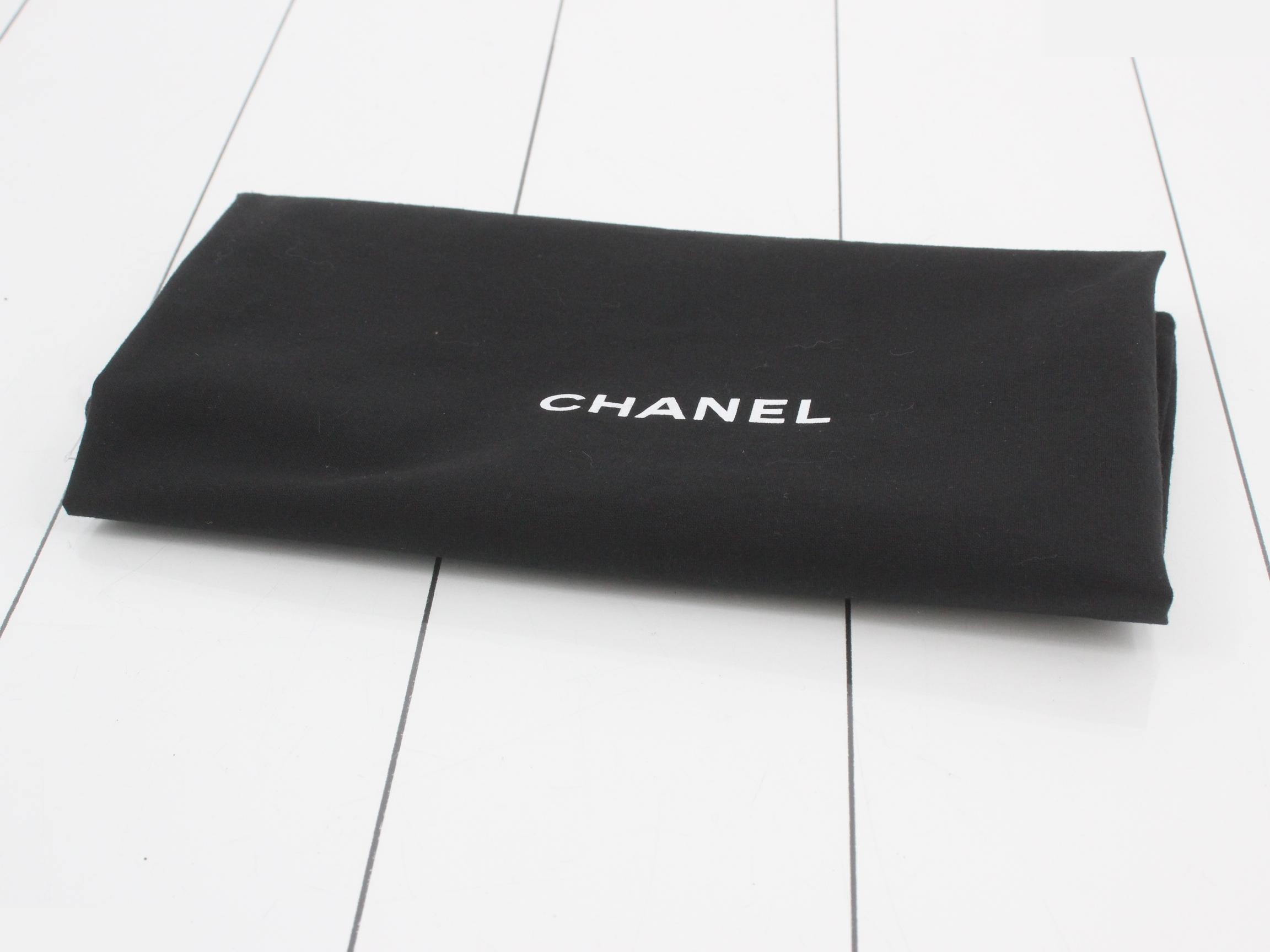 Clutch bag — view 7