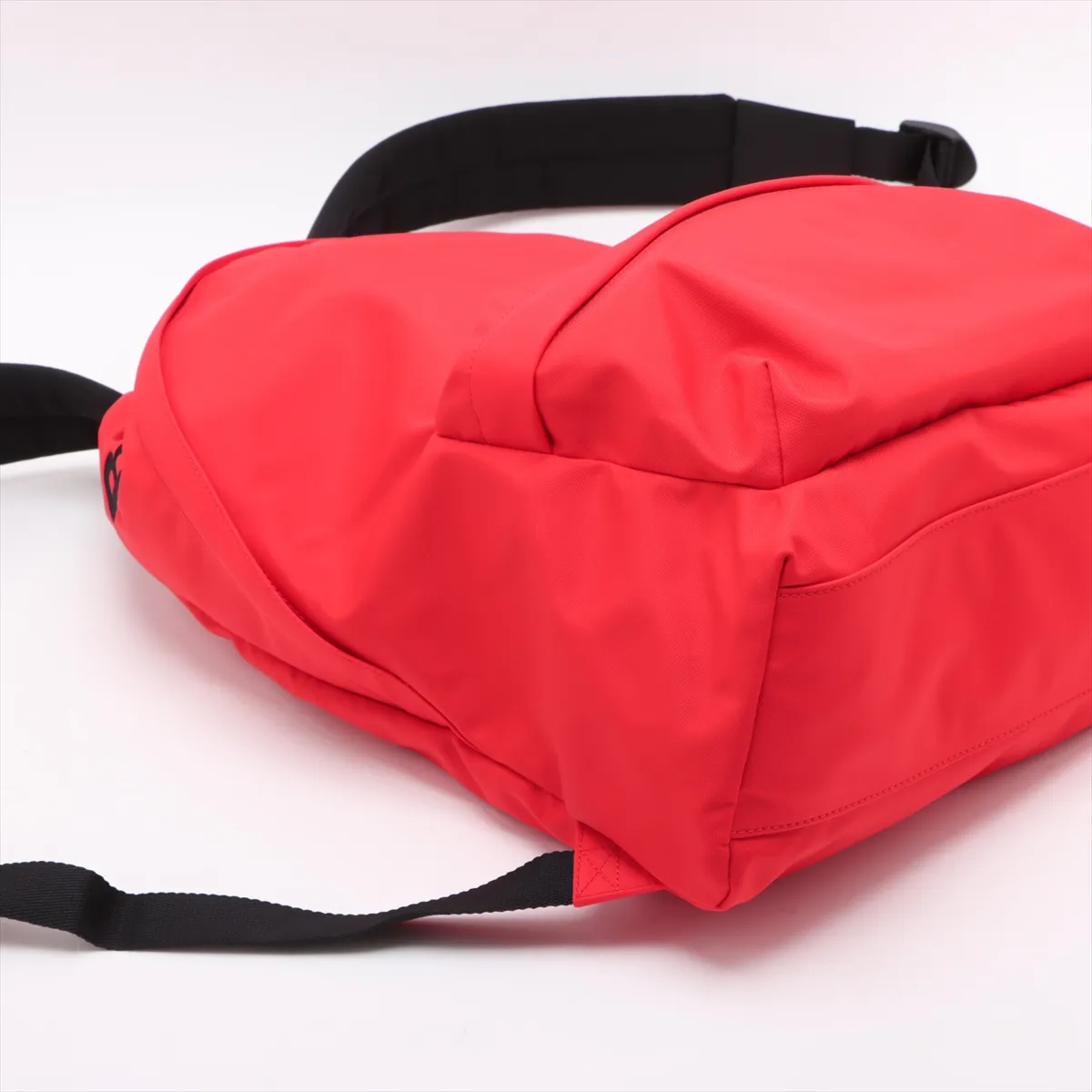Wheel Nylon Backpack/Rucksack Red x Black 507460 — view 4