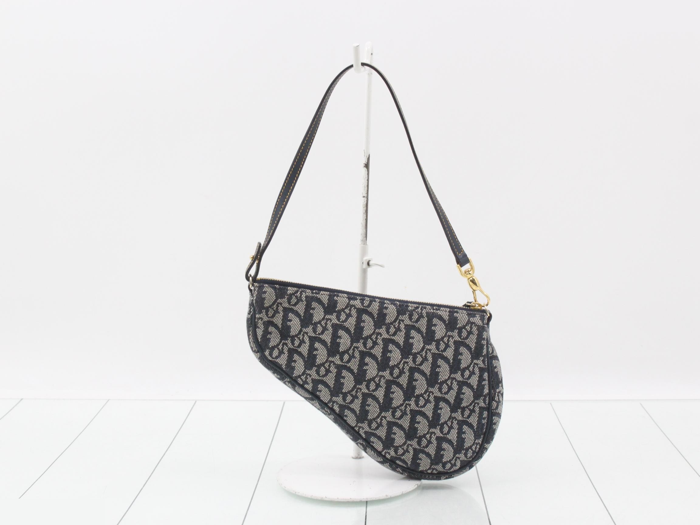 Trotter (bag) pouch, navy, handbag, 346 — view 2