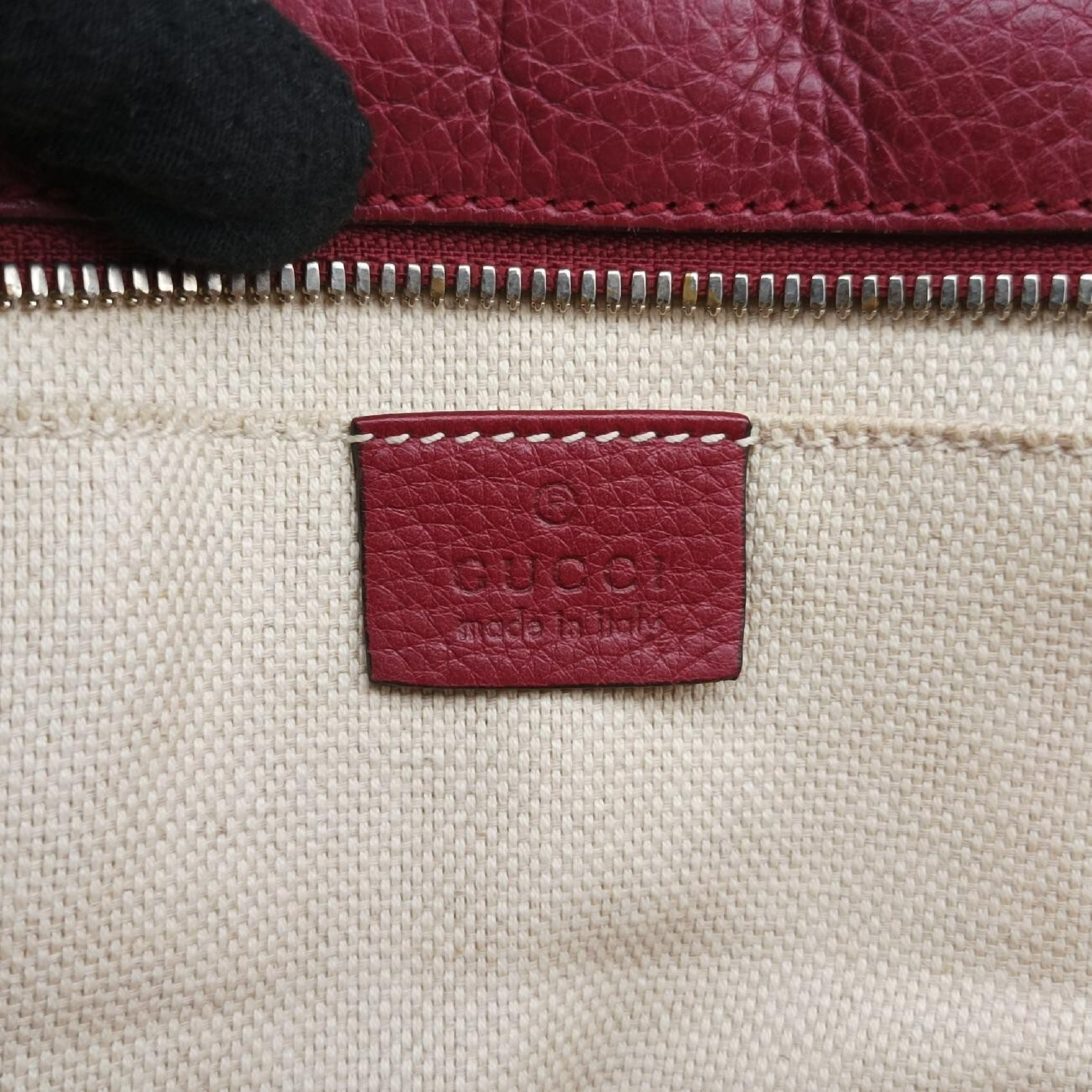 Soho Wine Red Leather Shoulder Bag 308364 G018649105 — view 7