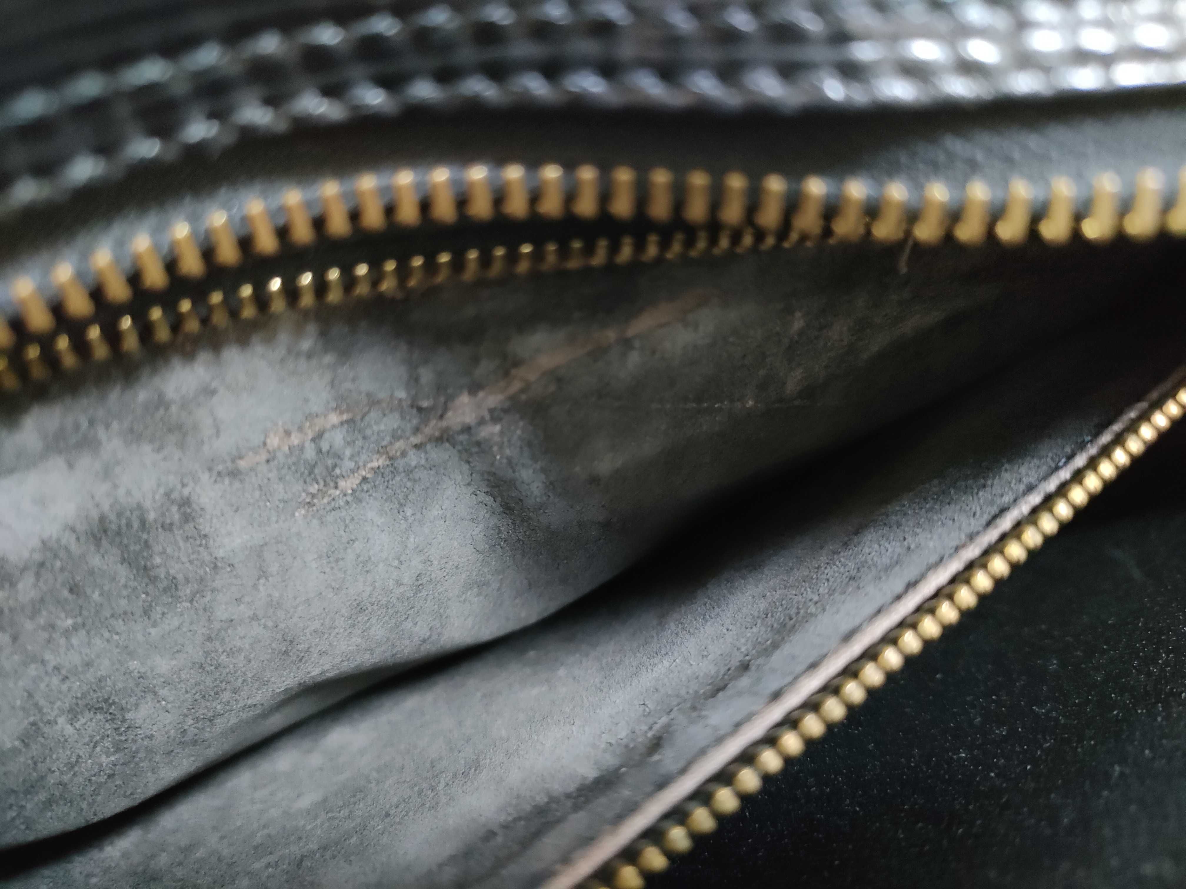 Epi Jeune Fille Shoulder Bag — view 12