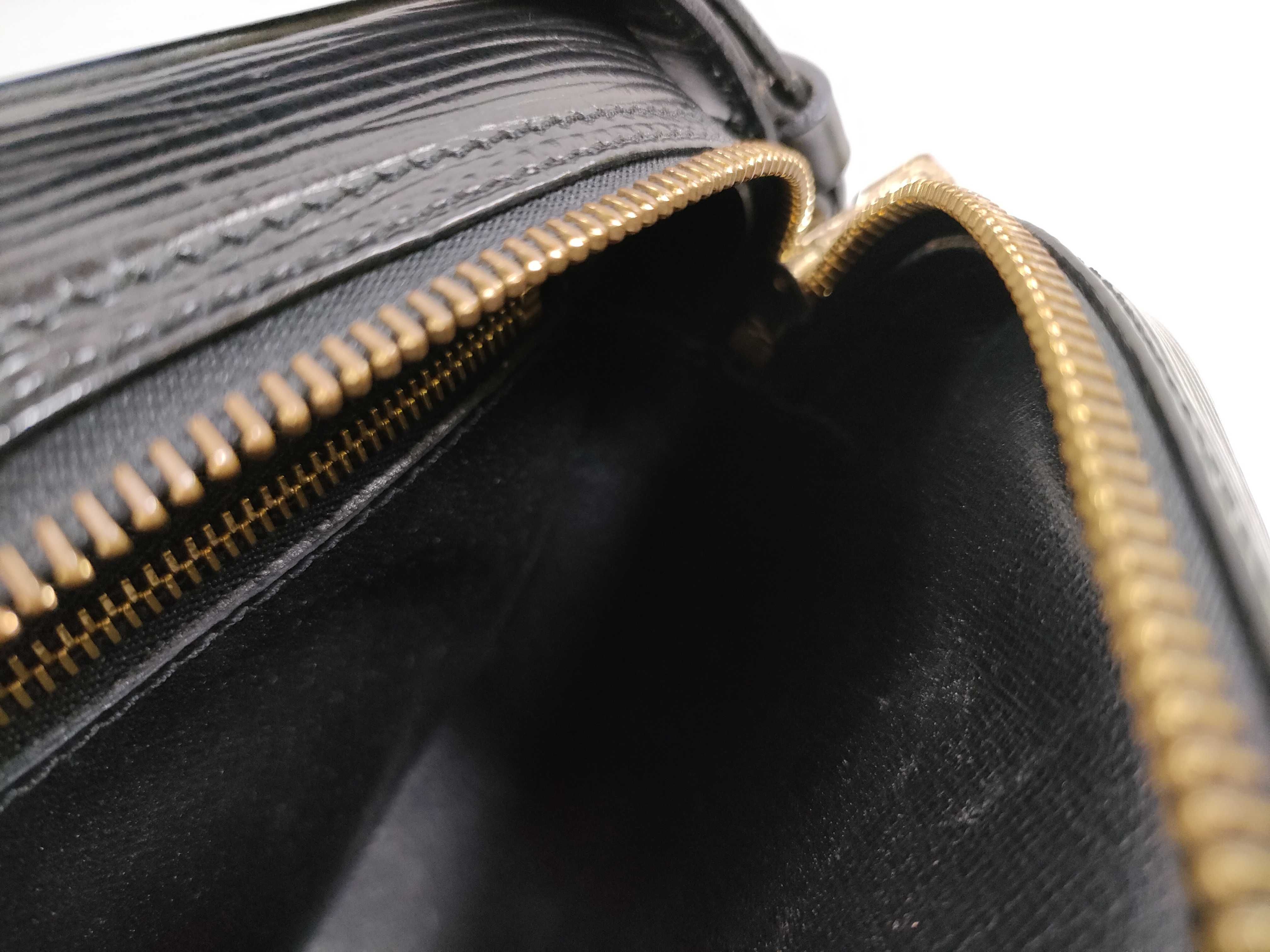 Epi Jeune Fille Shoulder Bag — view 13