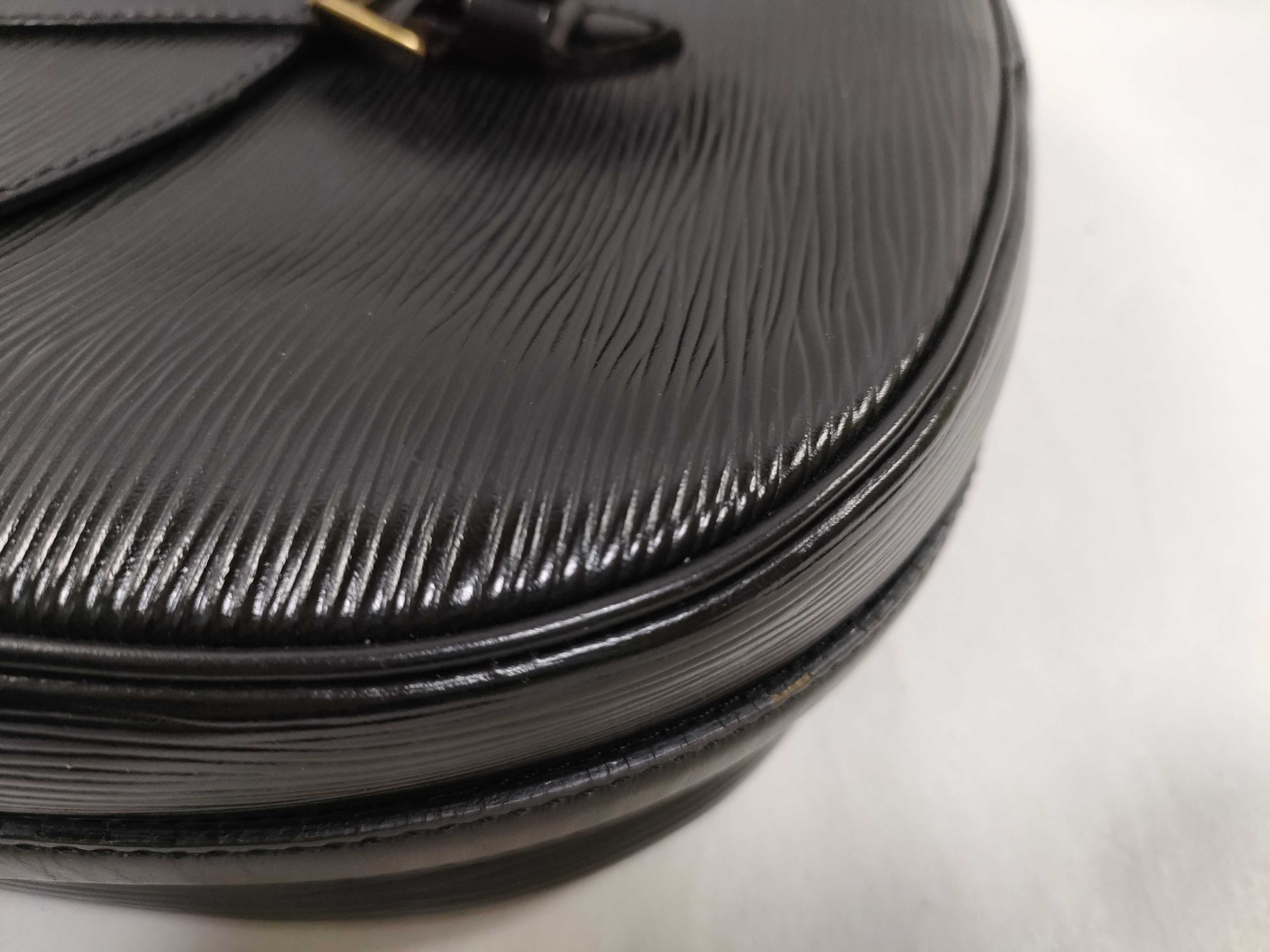 Epi Jeune Fille Shoulder Bag — view 8