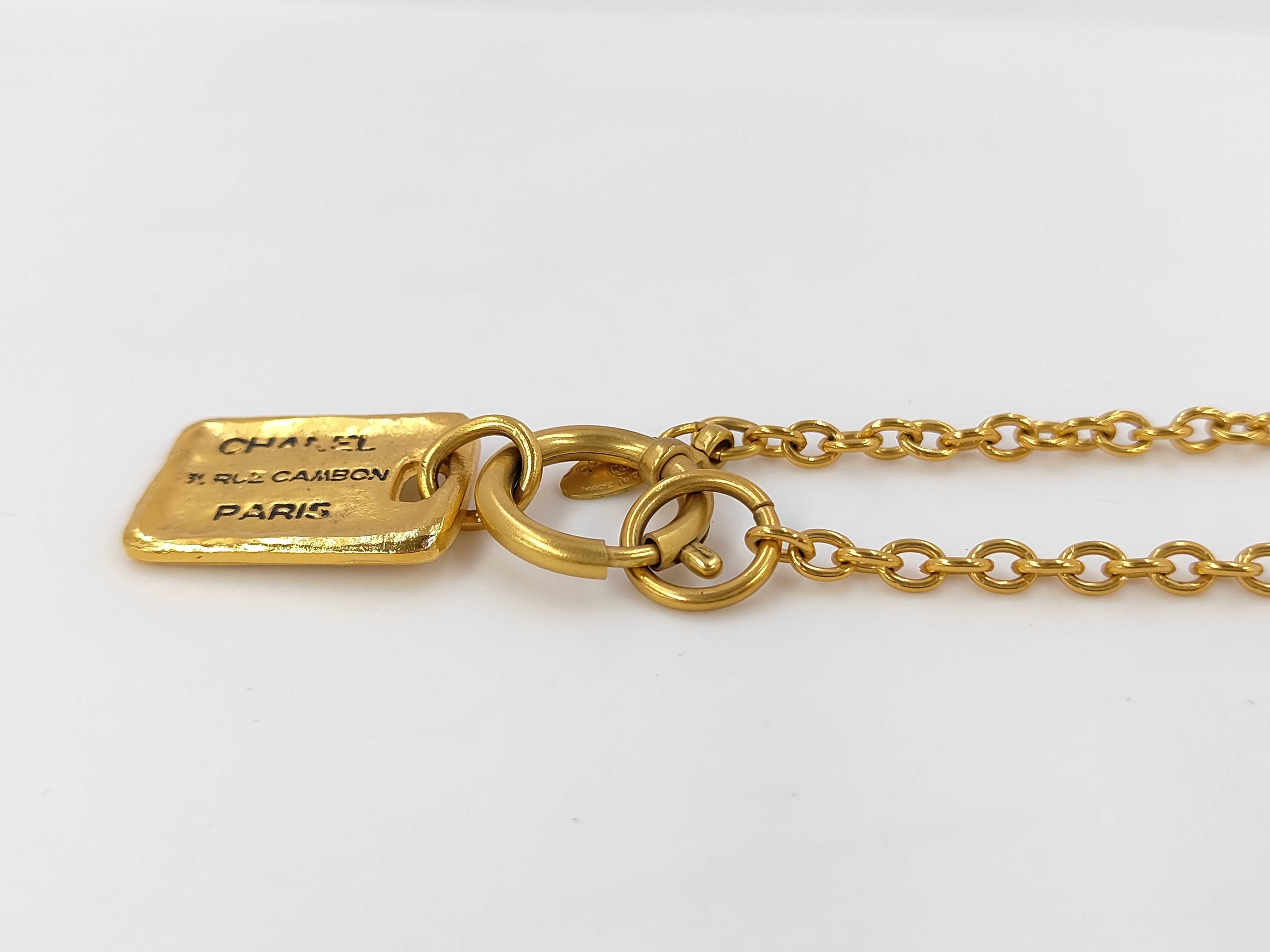 necklace — view 2
