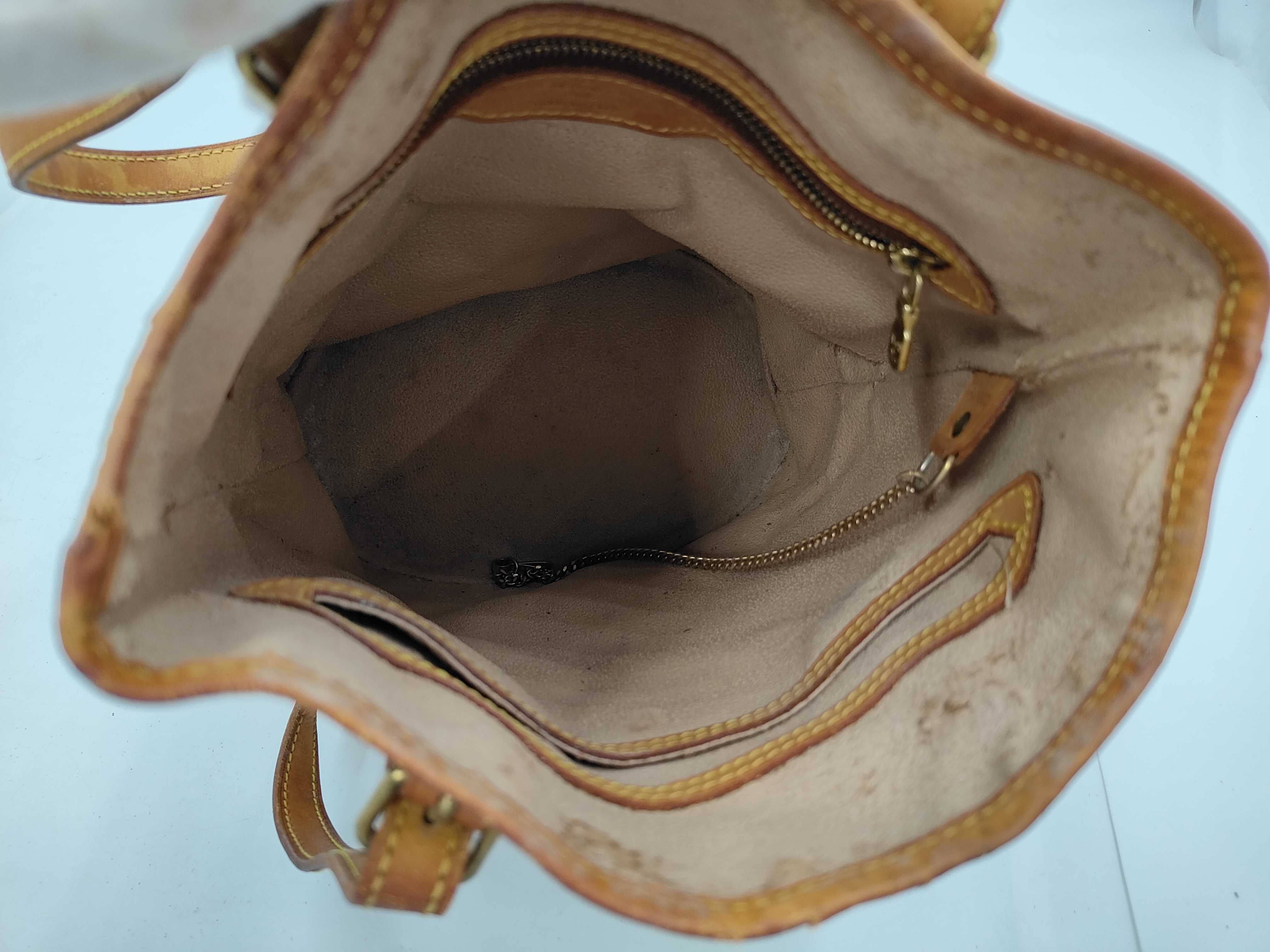 Monogram Bucket PM FL1000 Shoulder Bag — view 11