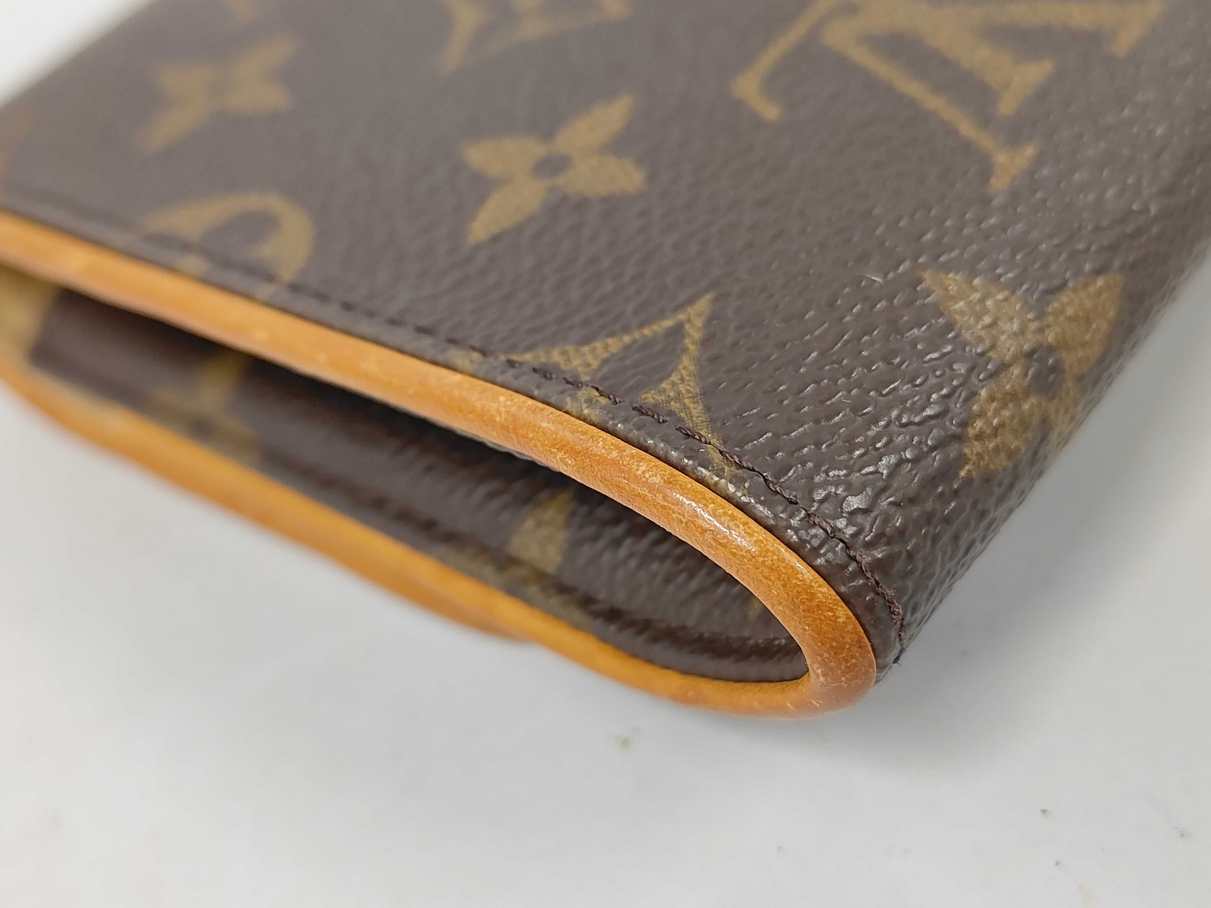 M51852 Monogram Pochette Twin GM Clutch Bag — view 4