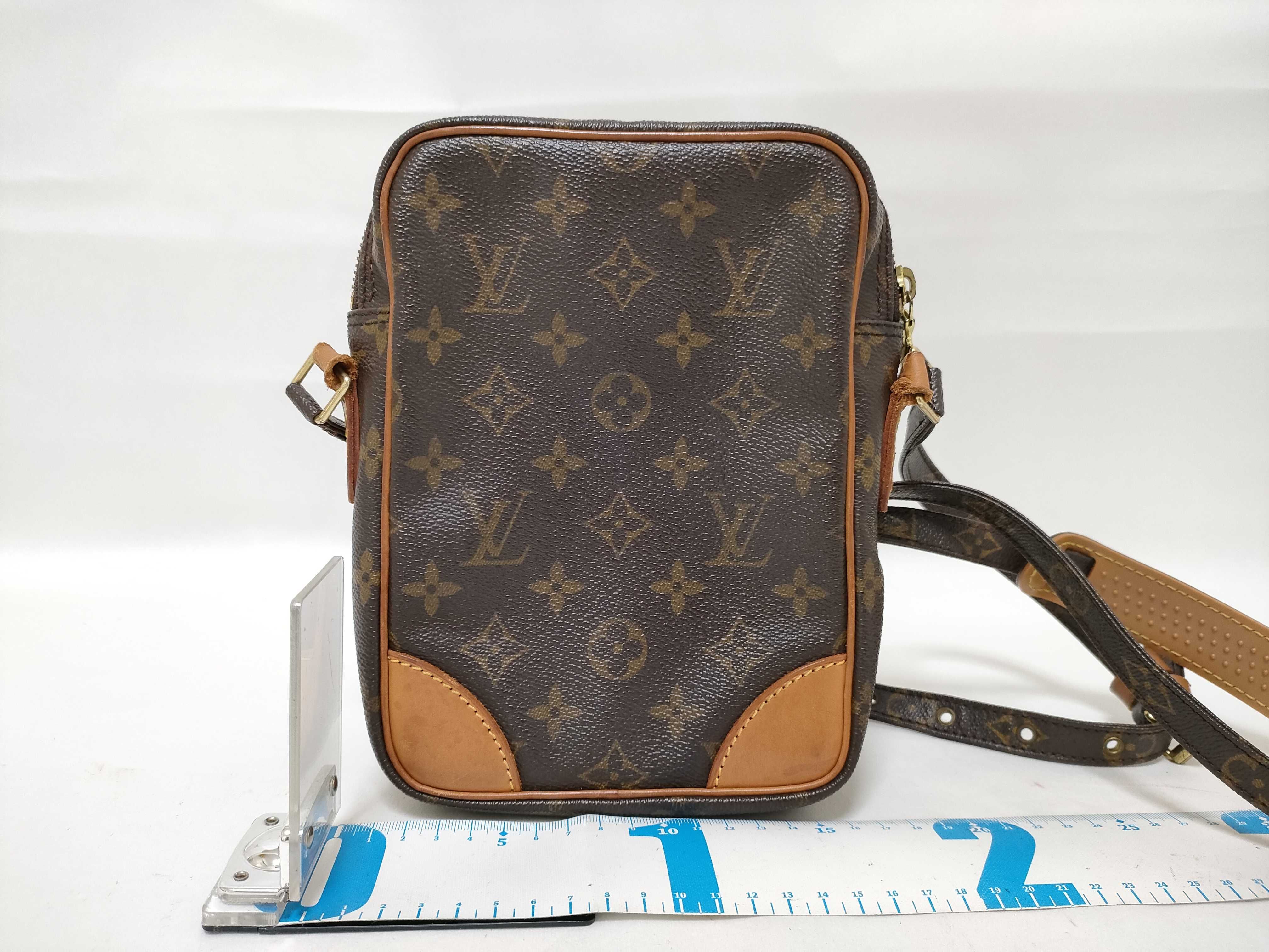 Monogram Amazon M45236 TH1007 Shoulder Bag — view 2