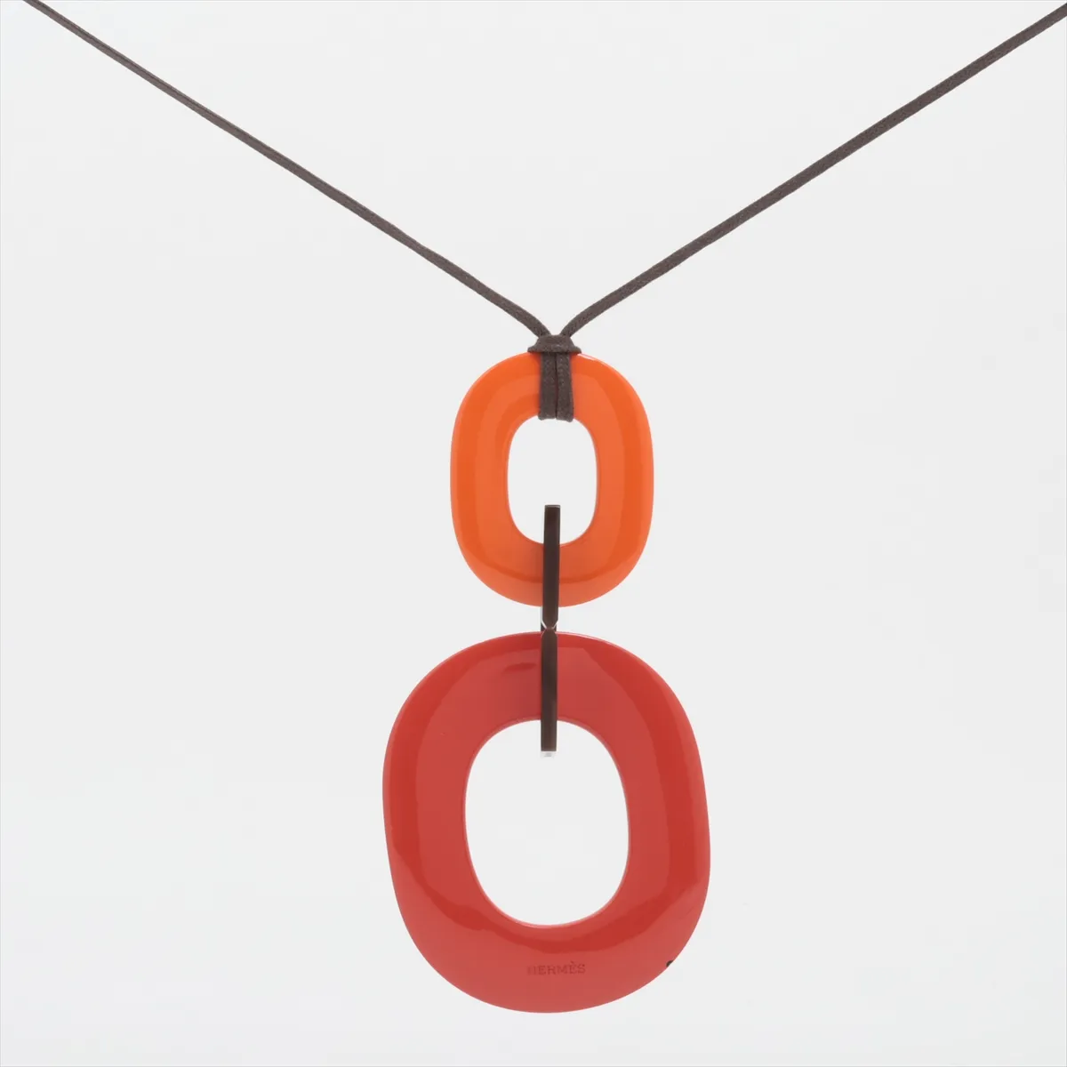pendant, buffalo horn x lacquered wood, red, — view 2