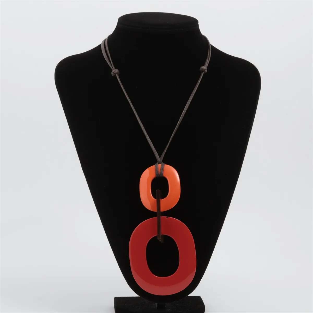pendant, buffalo horn x lacquered wood, red, — view 5