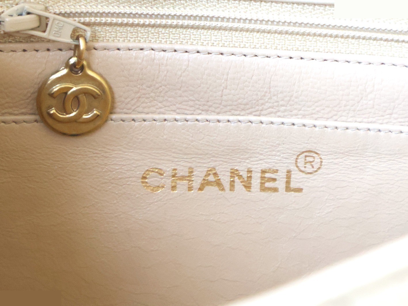 Diana 22 Lambskin Chain Shoulder Bag, Beige — view 11