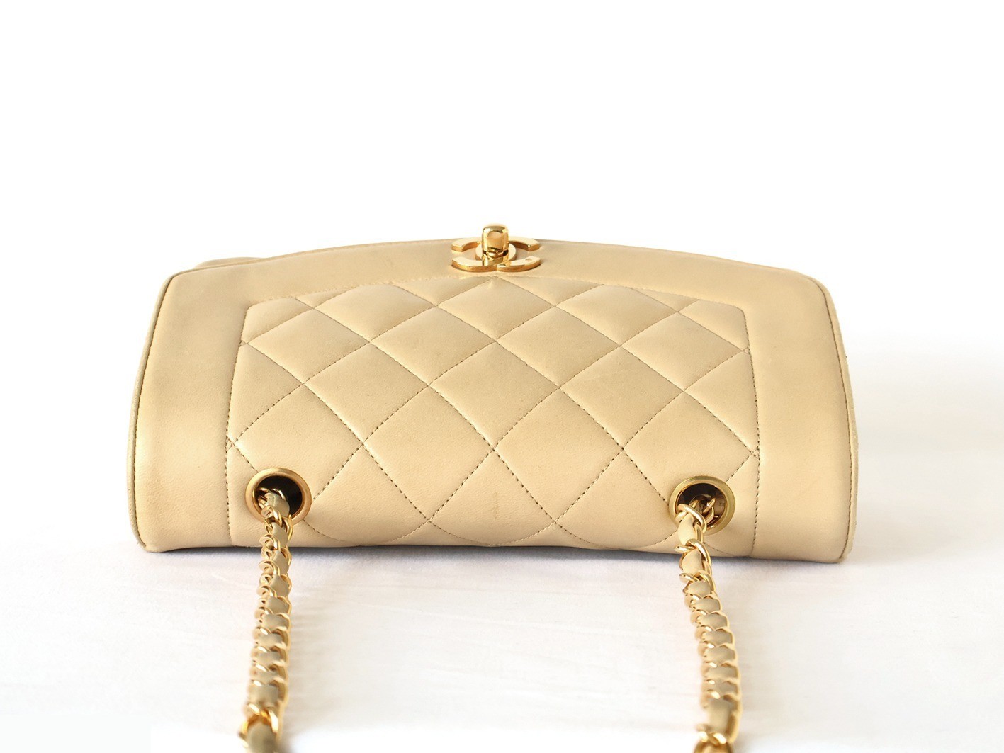 Diana 22 Lambskin Chain Shoulder Bag, Beige — view 7
