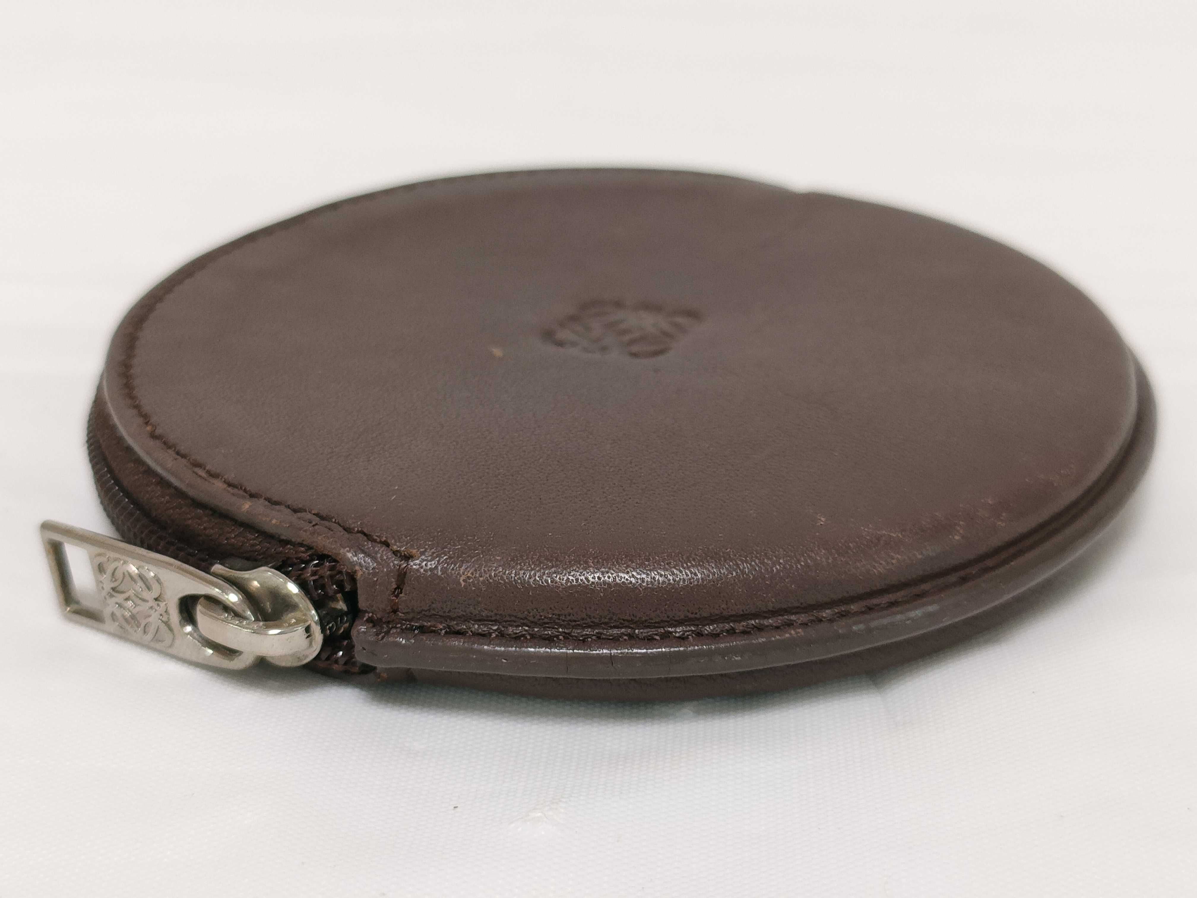 coin case — view 4