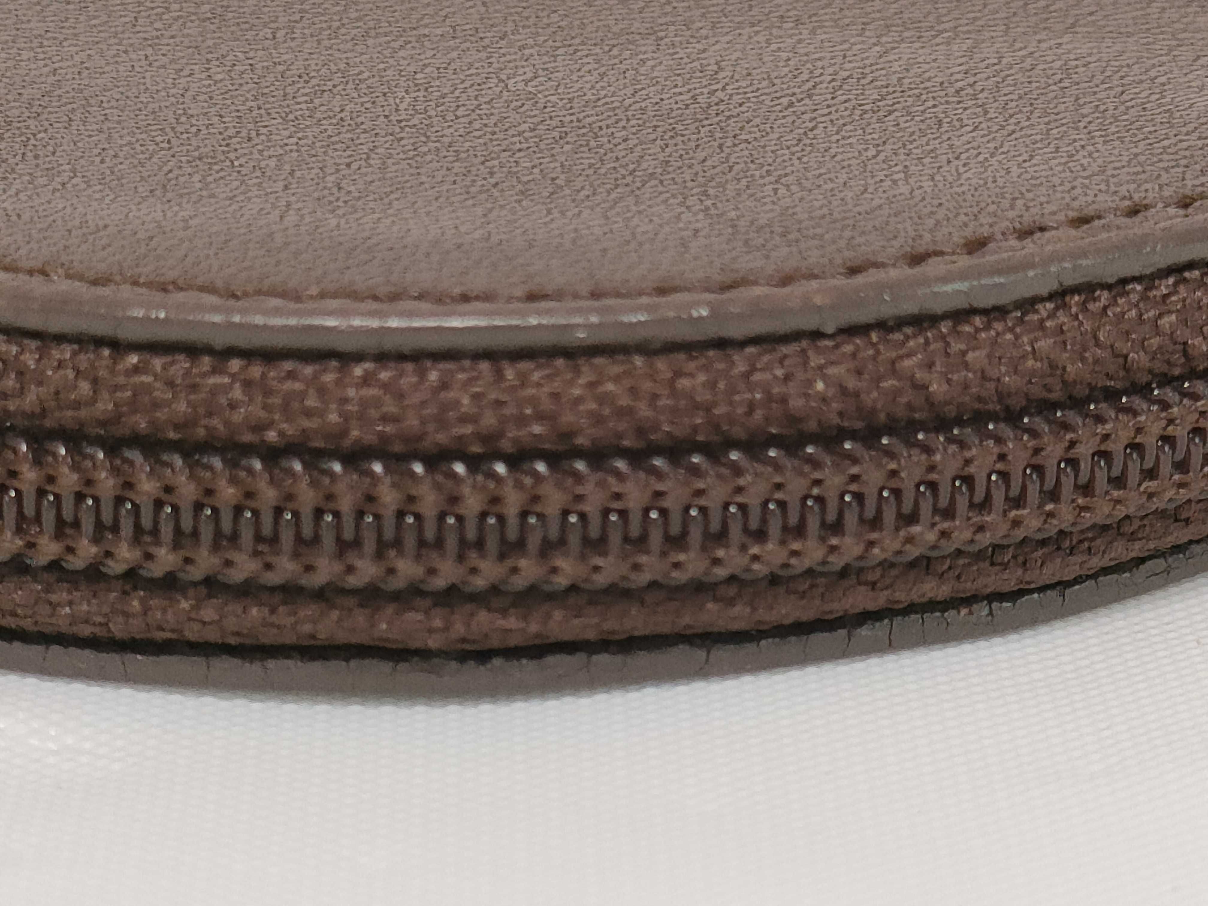 coin case — view 8