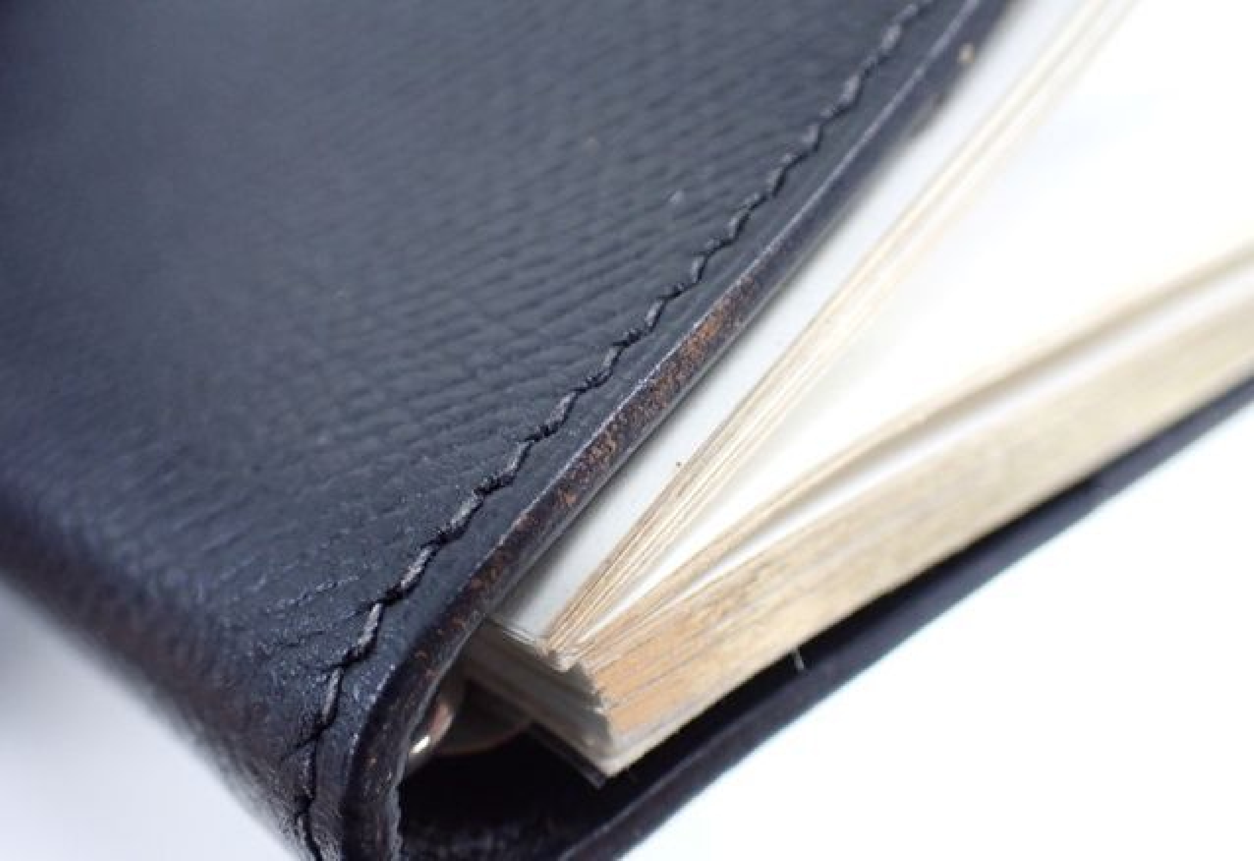 notebook black notebook cover — view 4
