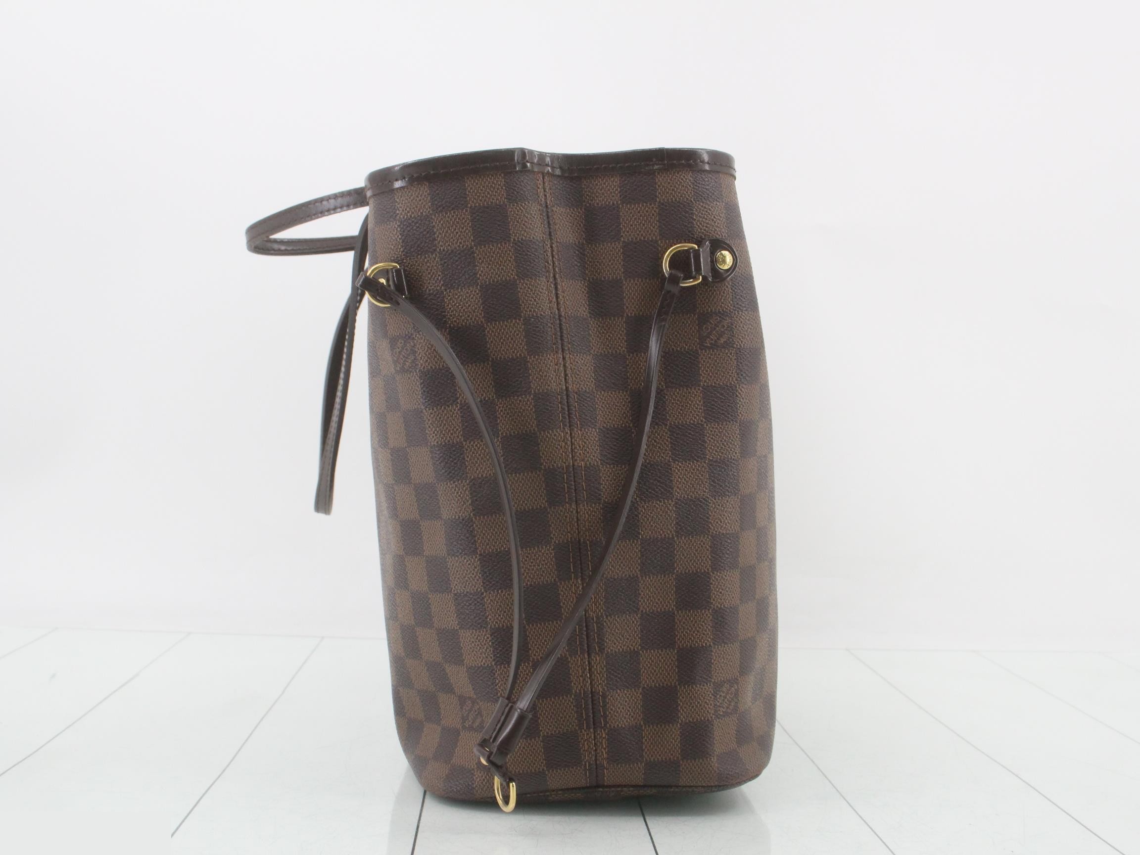 Damier Neverfull MM Tote Bag — view 4