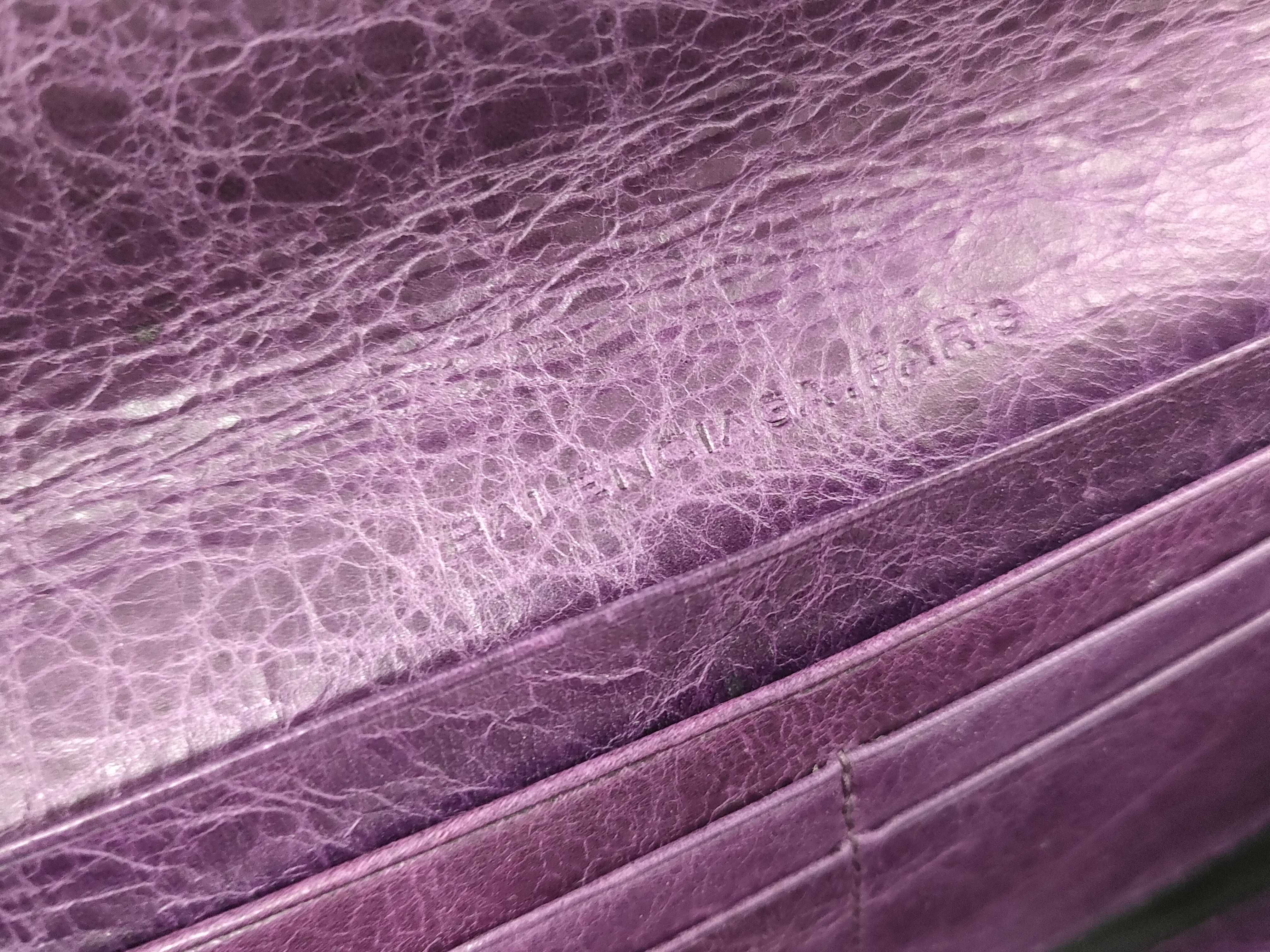 wallet — view 12