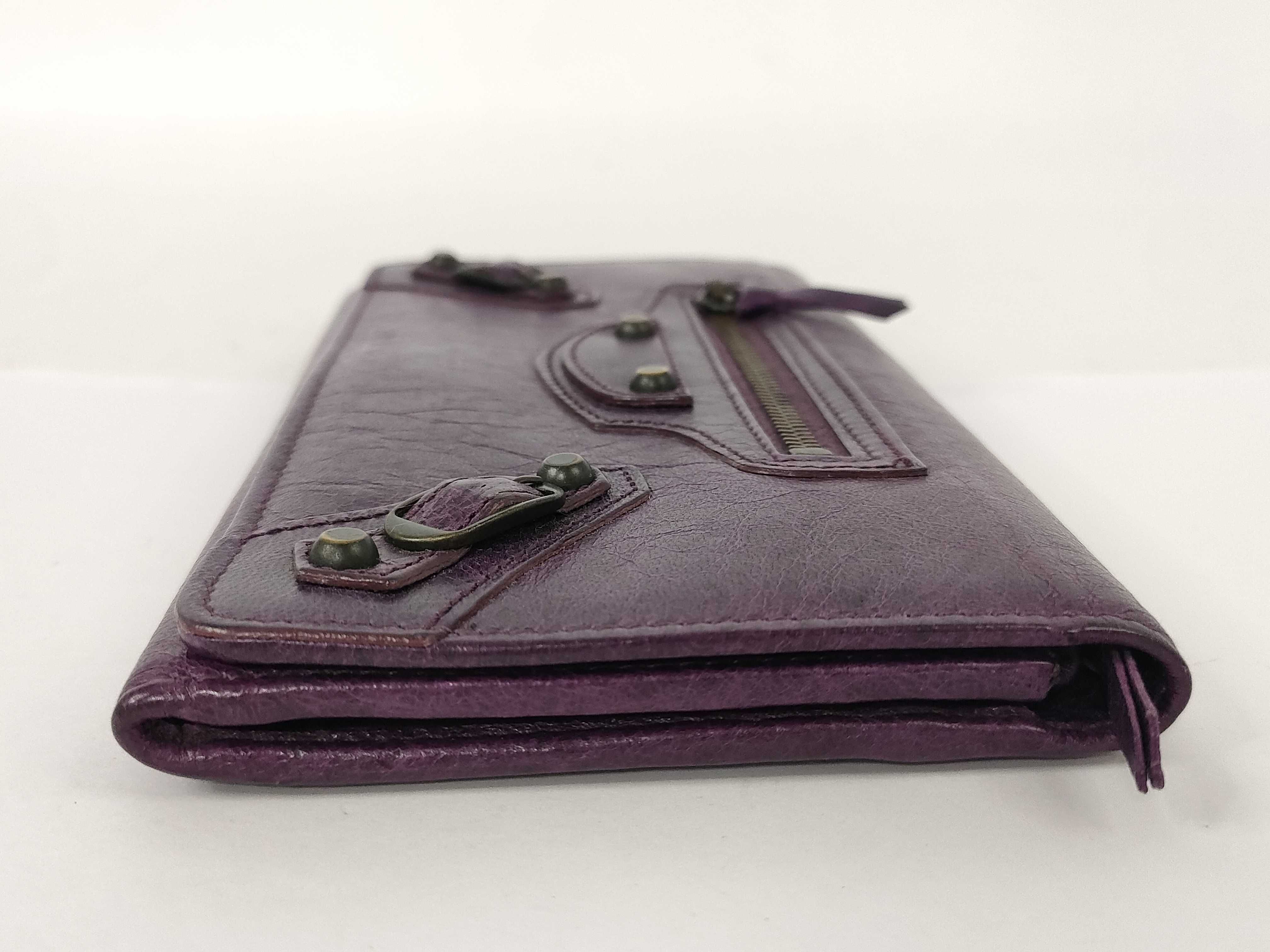 wallet — view 4
