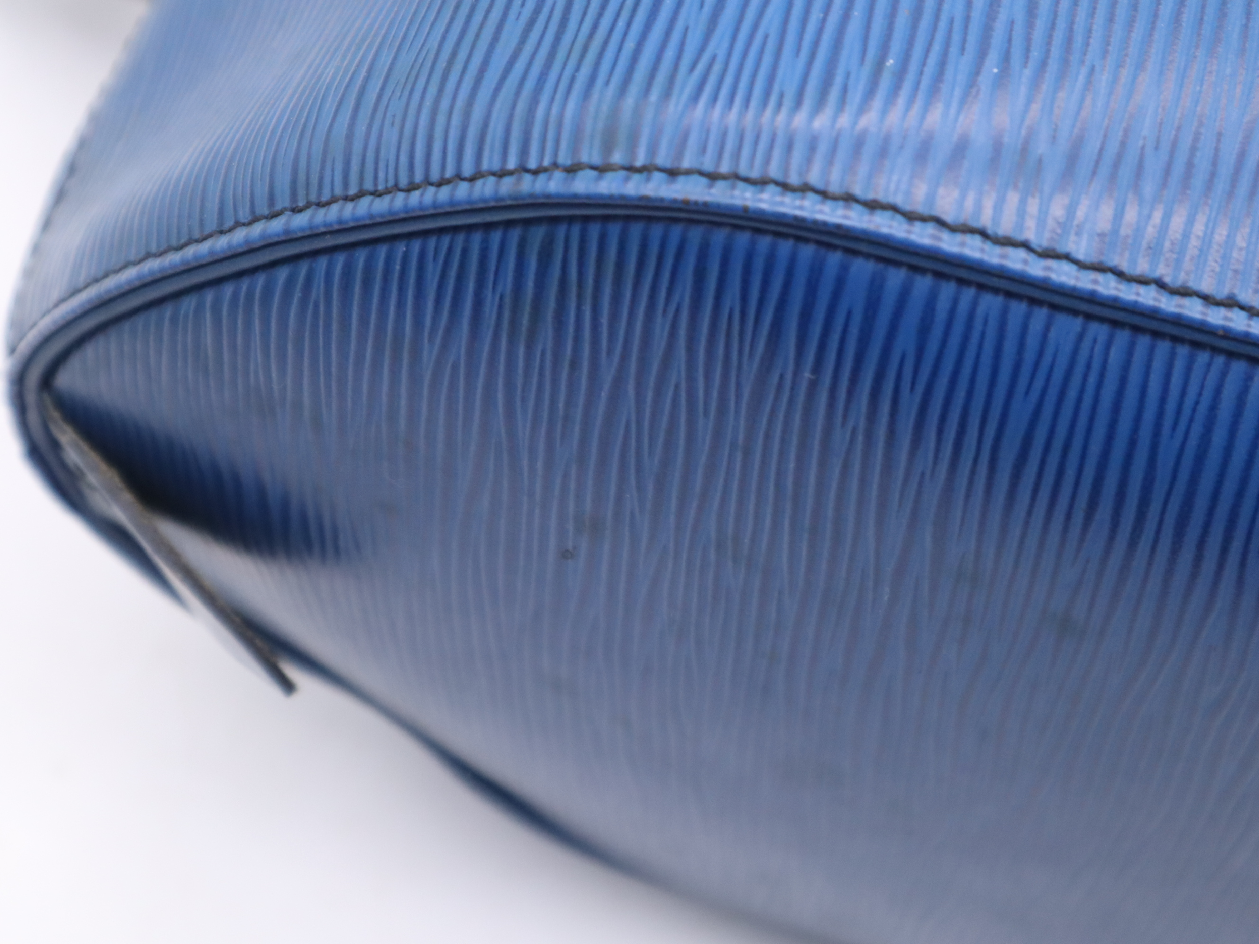 M43005 Epi Speedy 30 Toledo Blue Handbag — view 11