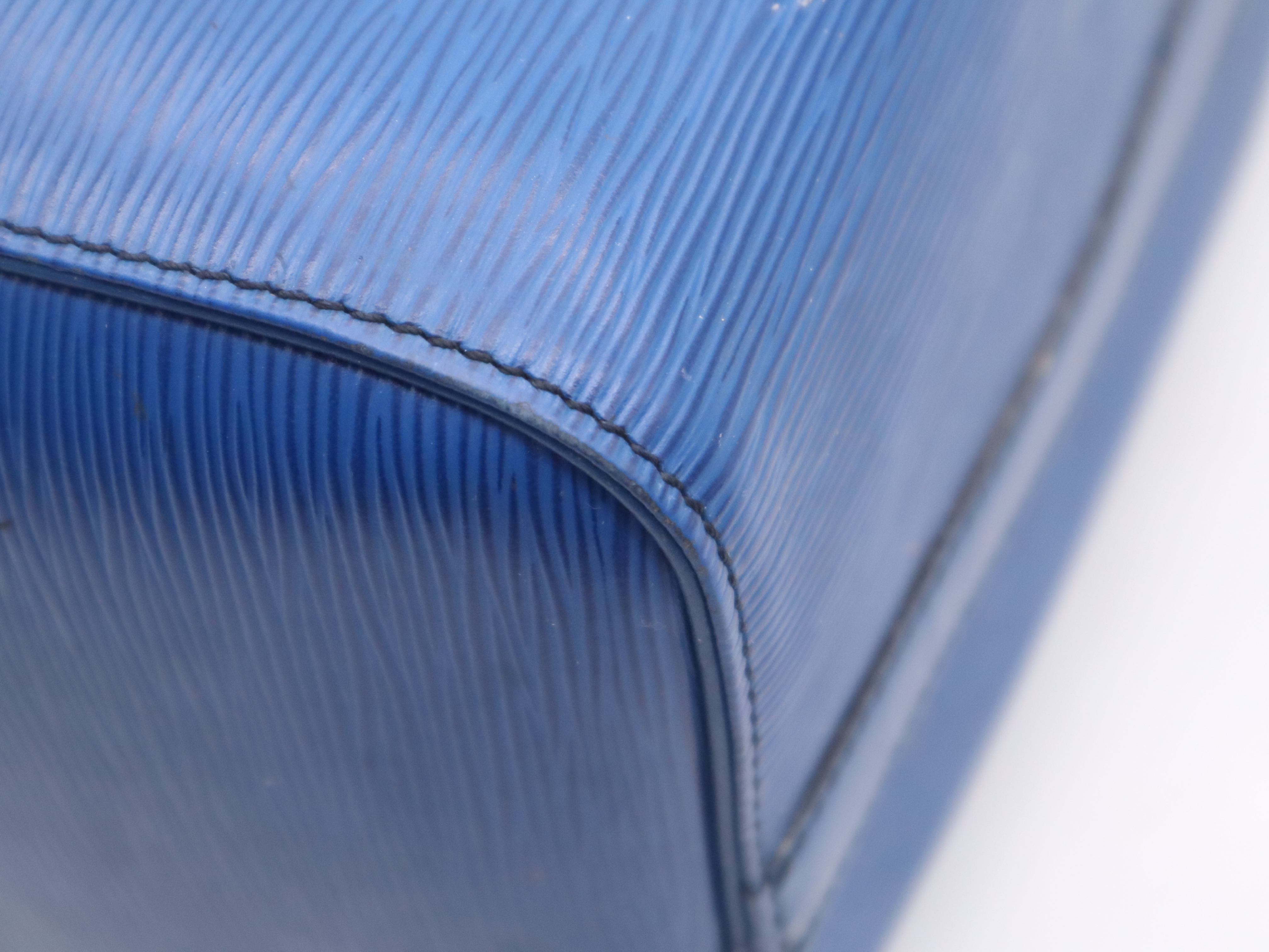 M43005 Epi Speedy 30 Toledo Blue Handbag — view 12