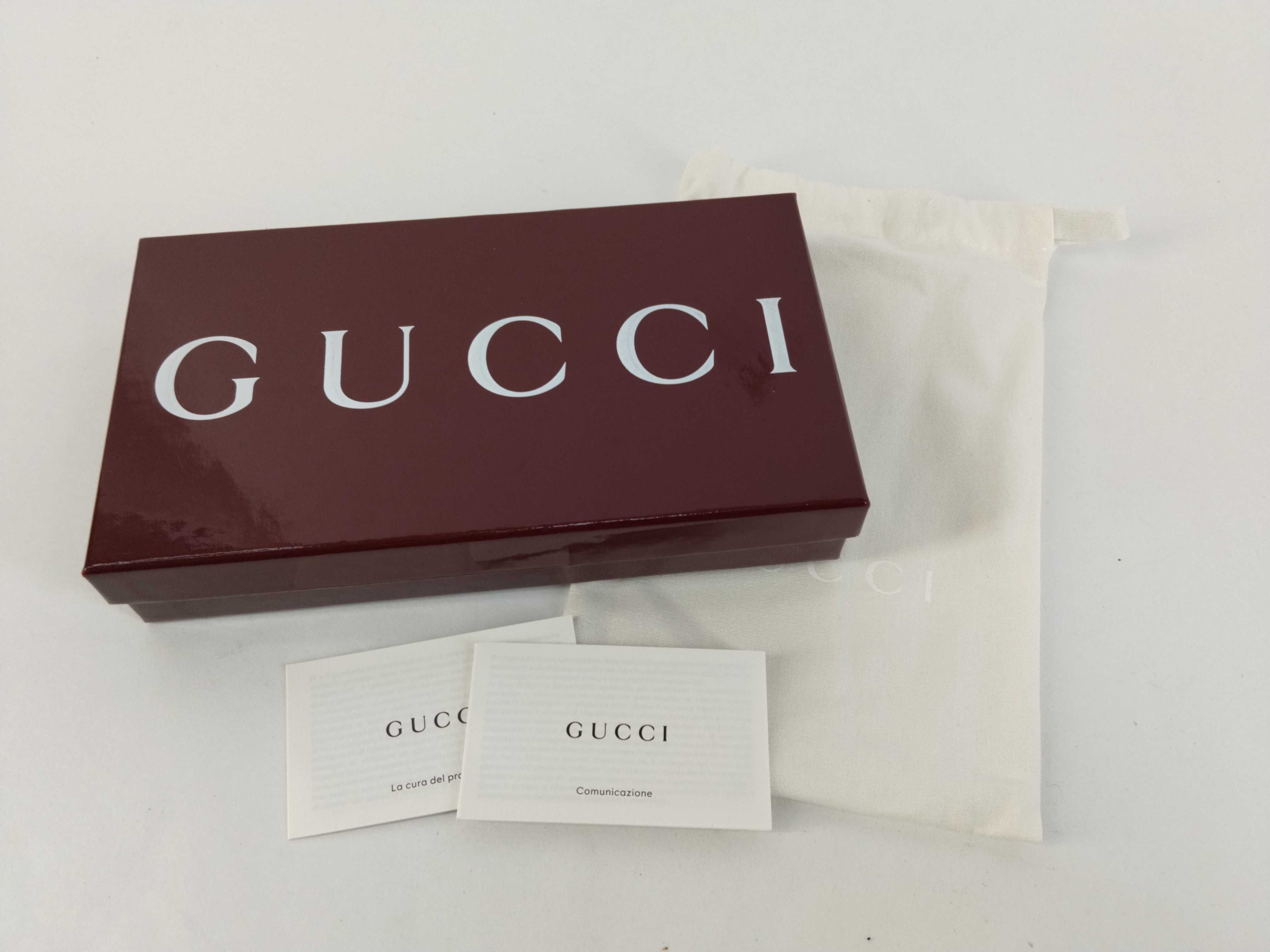 (Gucci) Higuchi Yuko Round Zip Long Wallet, Blue — view 15
