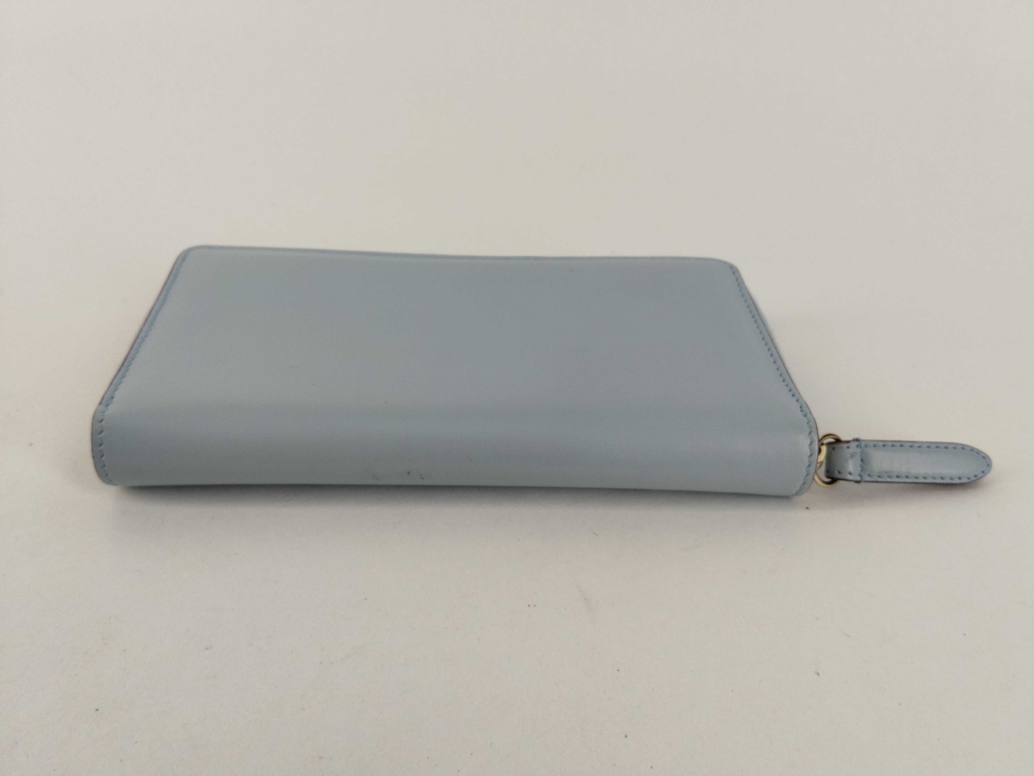 (Gucci) Higuchi Yuko Round Zip Long Wallet, Blue — view 7