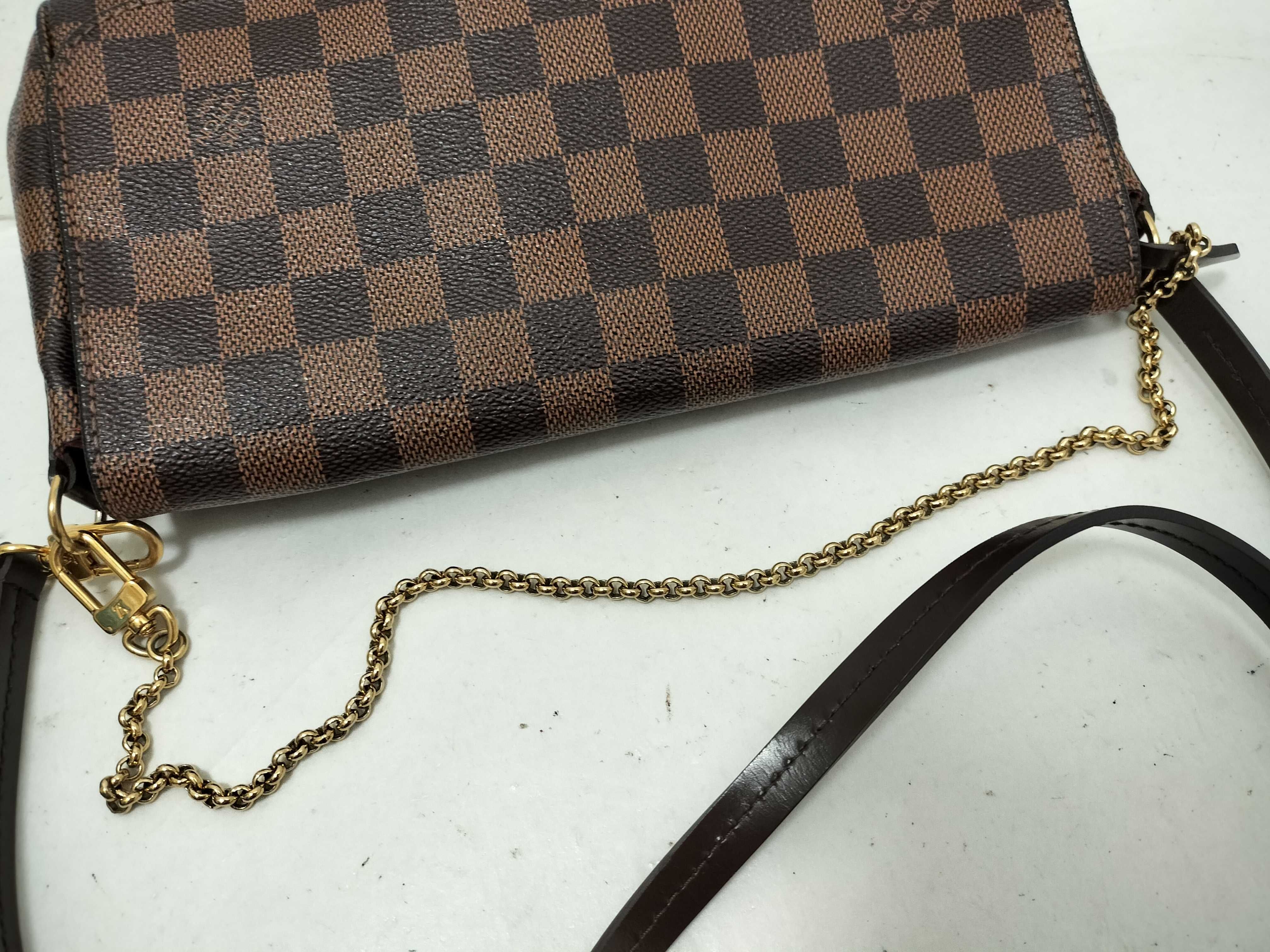 Damier KR- Damier Favorite MM N41129 Brown Shoulder Bag — view 3