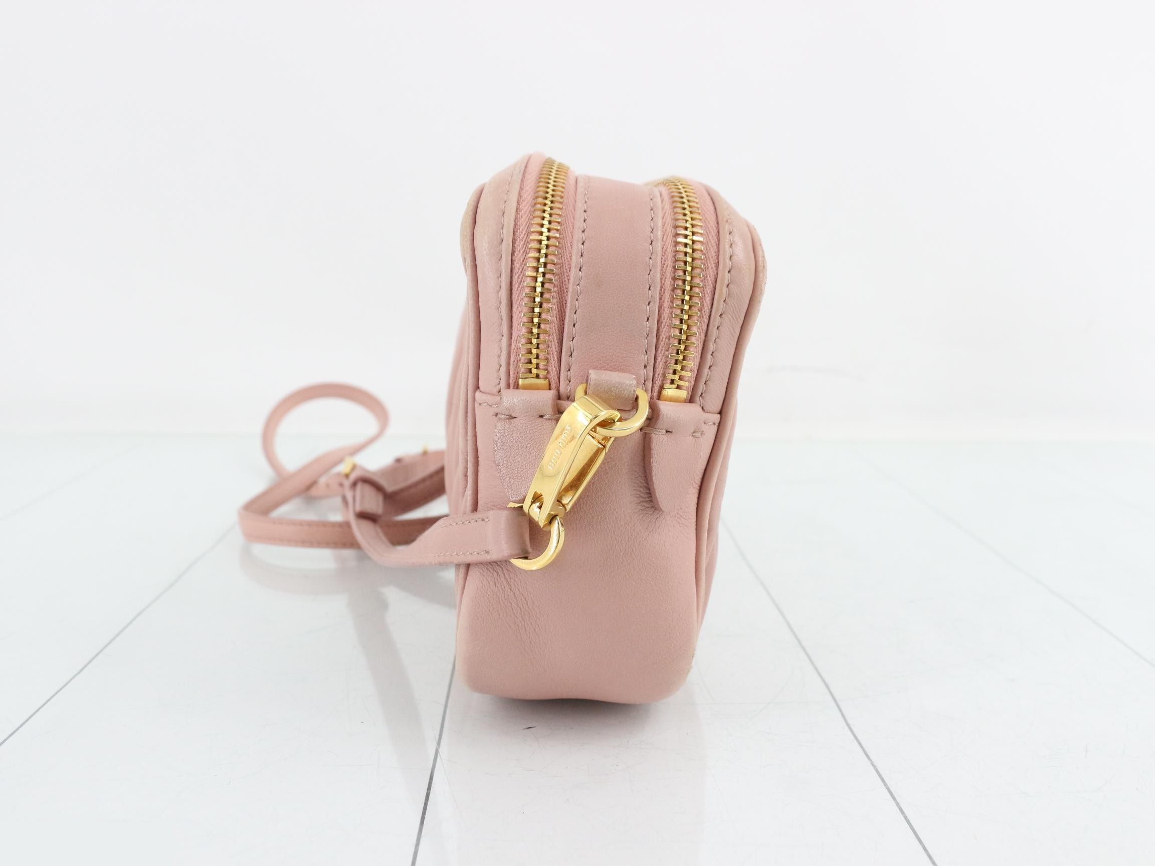 Matelassé (bag) - Shoulder bag — view 3