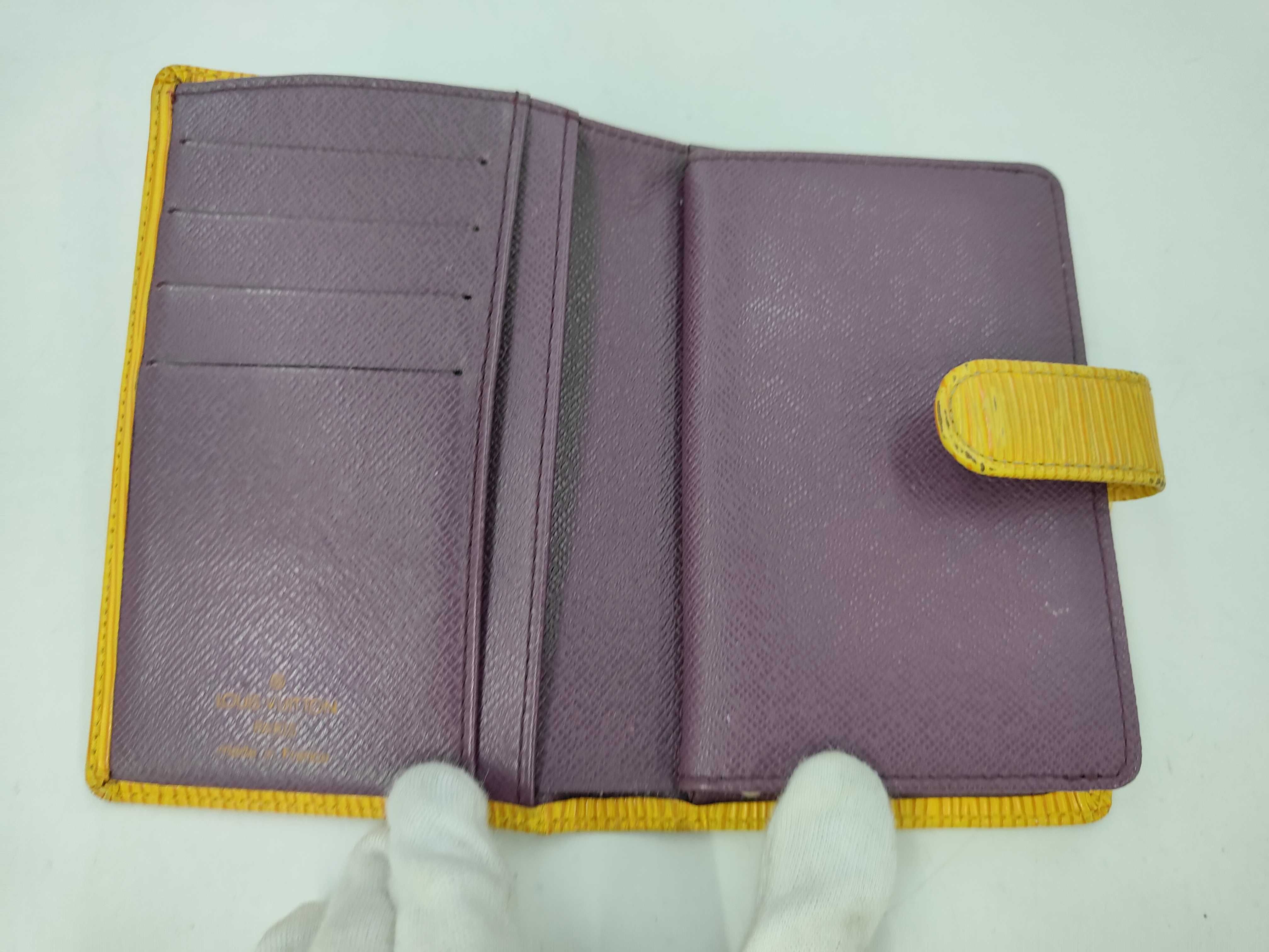 Epi / Epi / Porte Monnaie Billet Viennois / M63249 / Folding Wallet / Leather Wallet — view 6