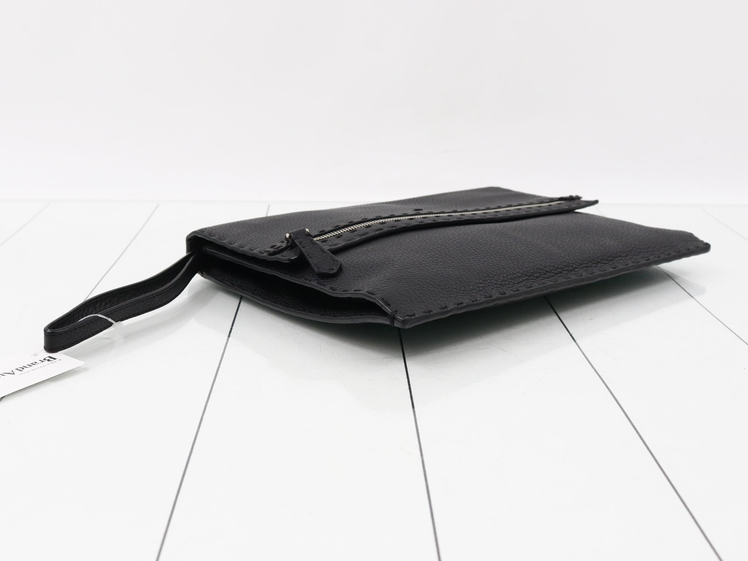 Selleria Clutch Bag, Leather, Black — view 5