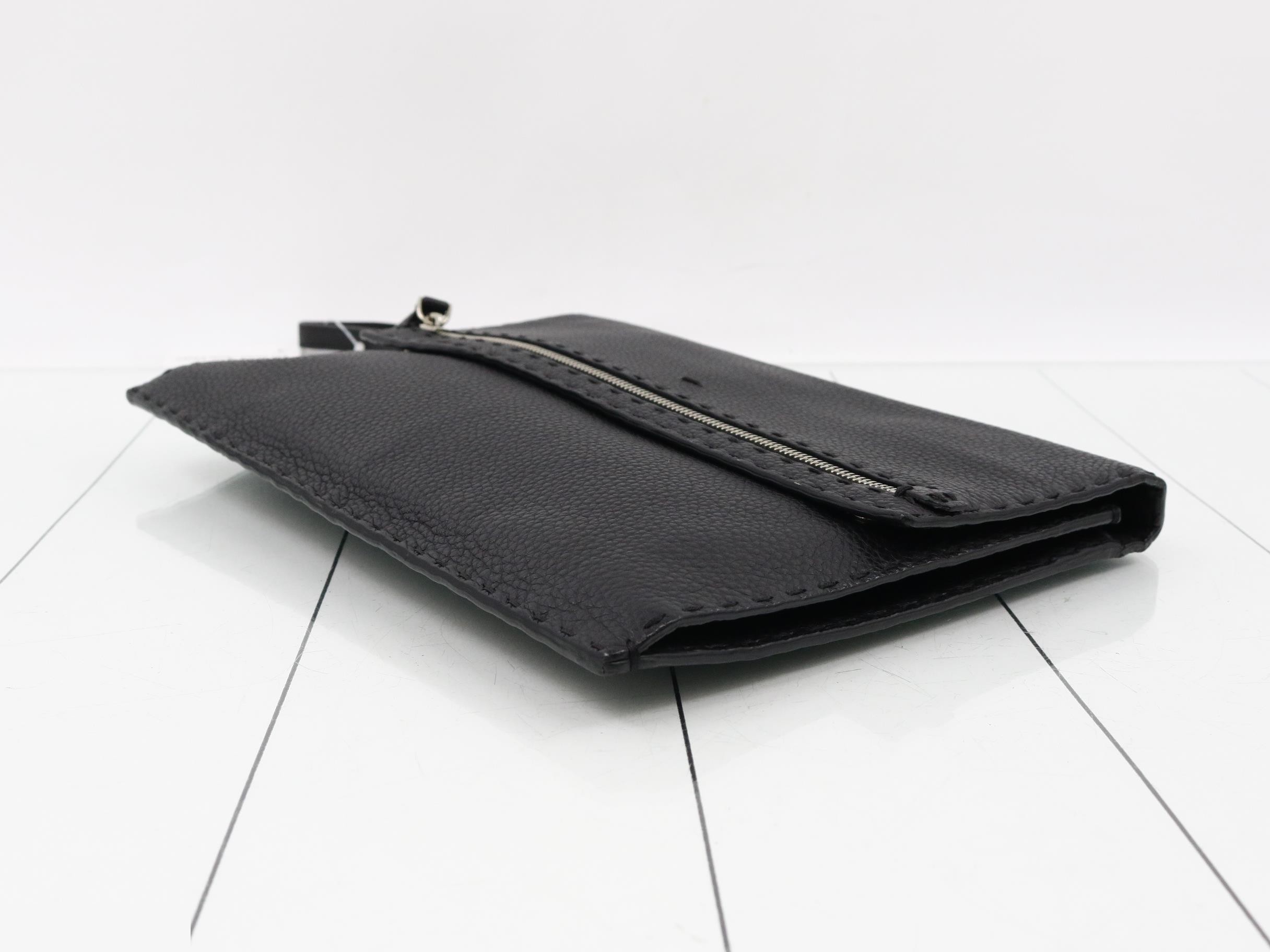 Selleria Clutch Bag, Leather, Black — view 6