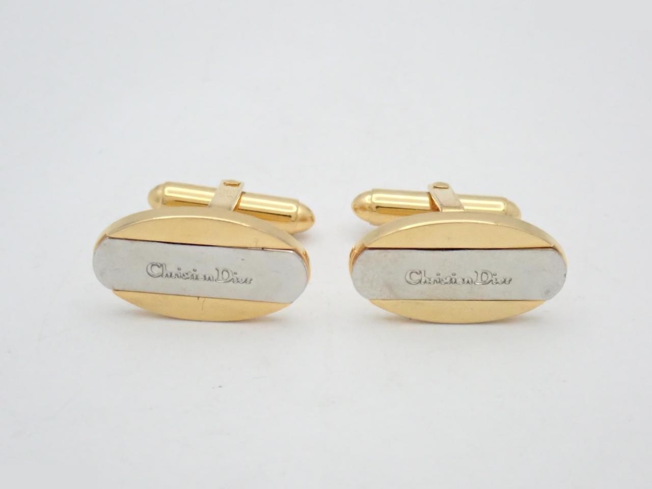 Other lines: Small items, accessories, cufflinks, tie clips — view 2