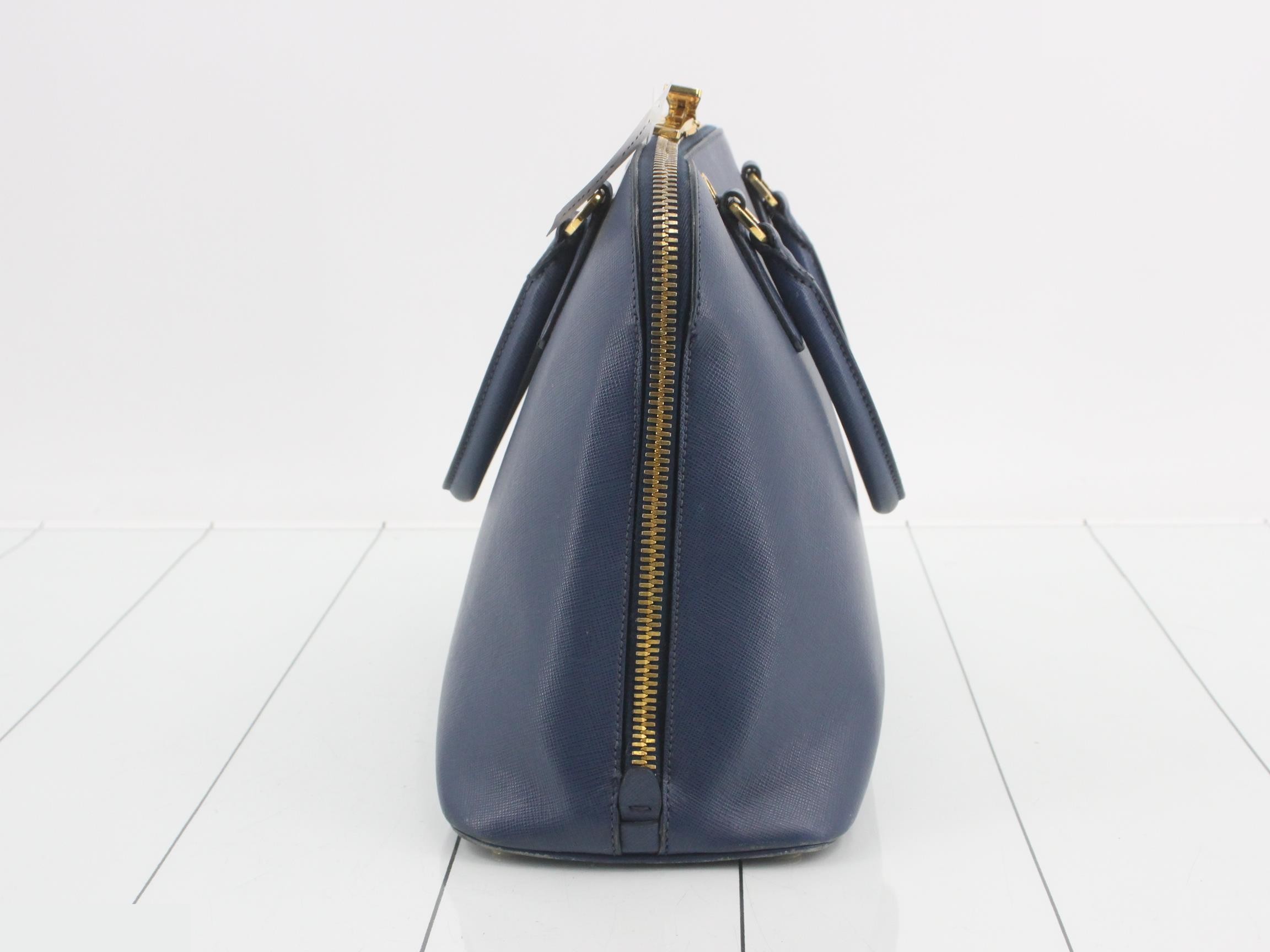 Other lines: Shoulder bag, Saffiano leather — view 3