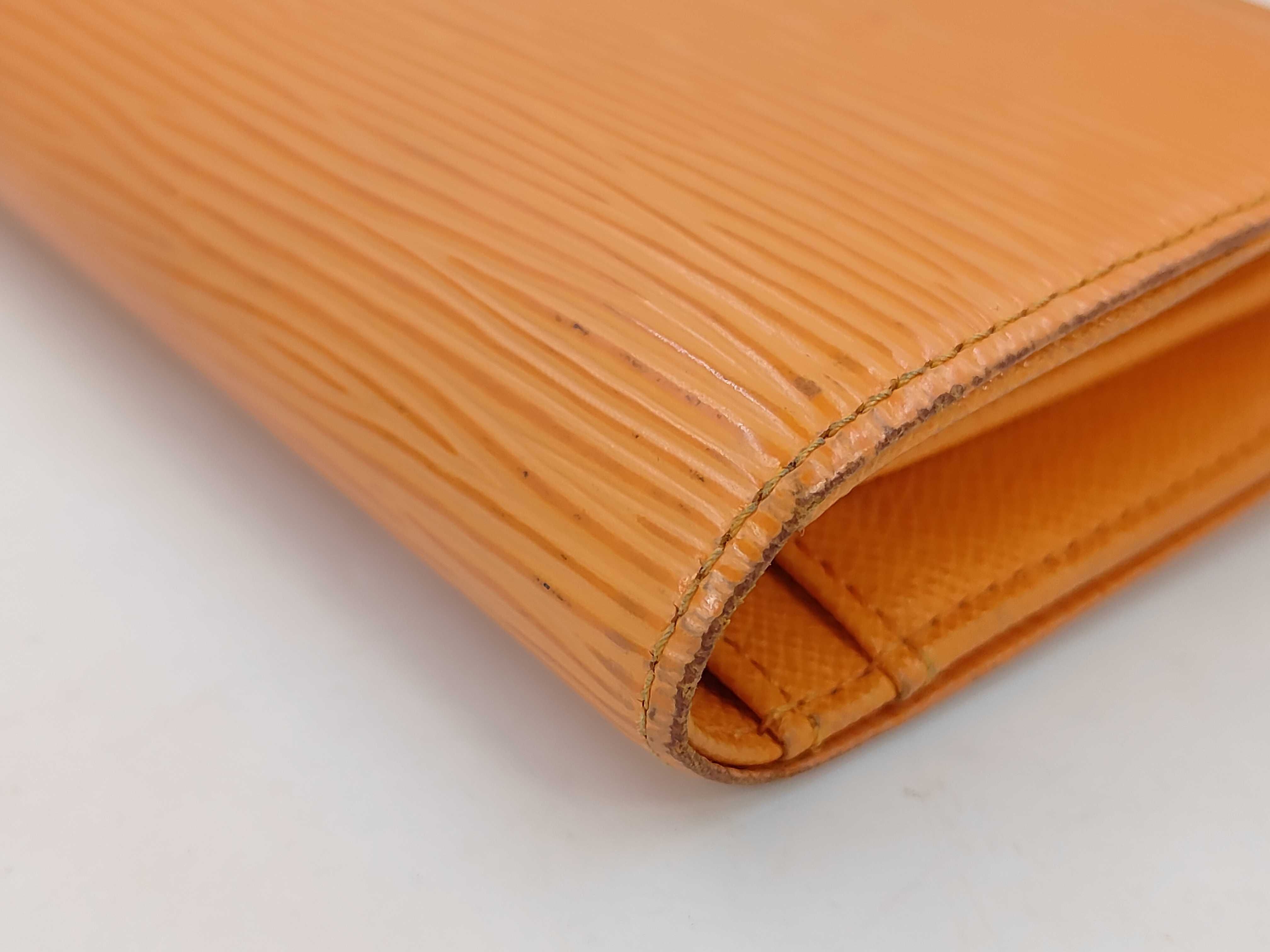 Epi / Portefeuille Viennois / M6324H / Folding Wallet / Leather Wallet — view 3
