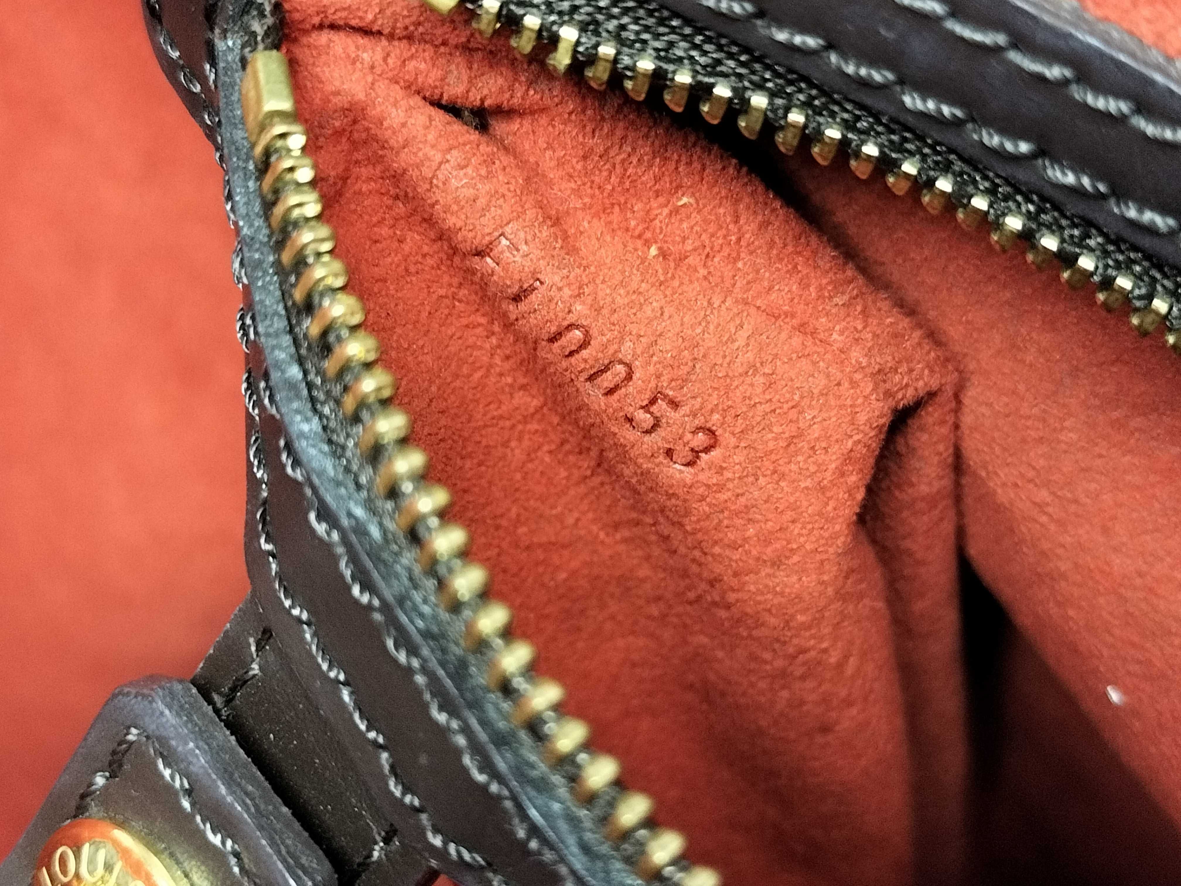 Damier LV Damier Manosque GM N51120 Tote Bag — view 9