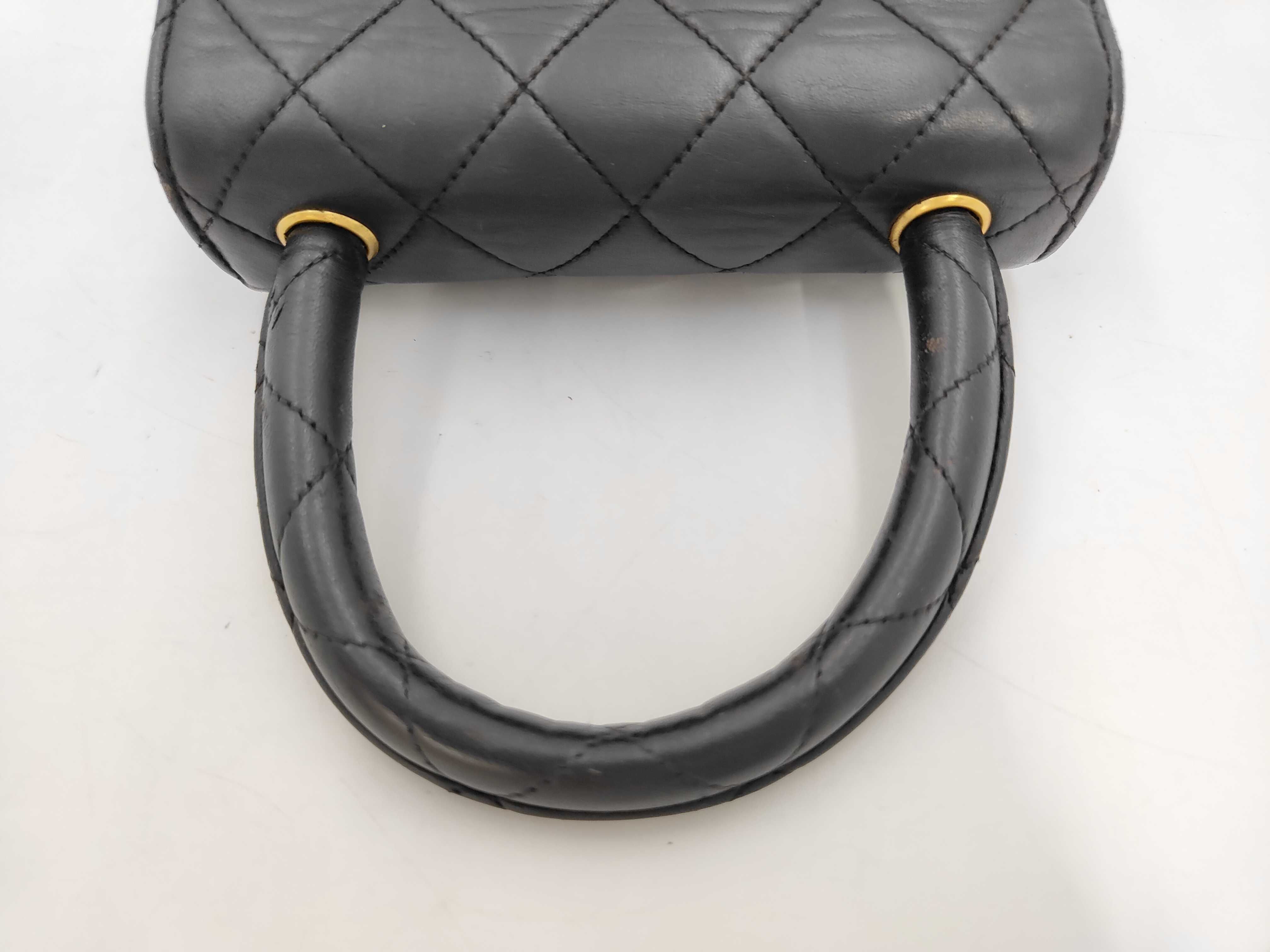 Top Handle Matelassé Black Gold Handbag — view 5