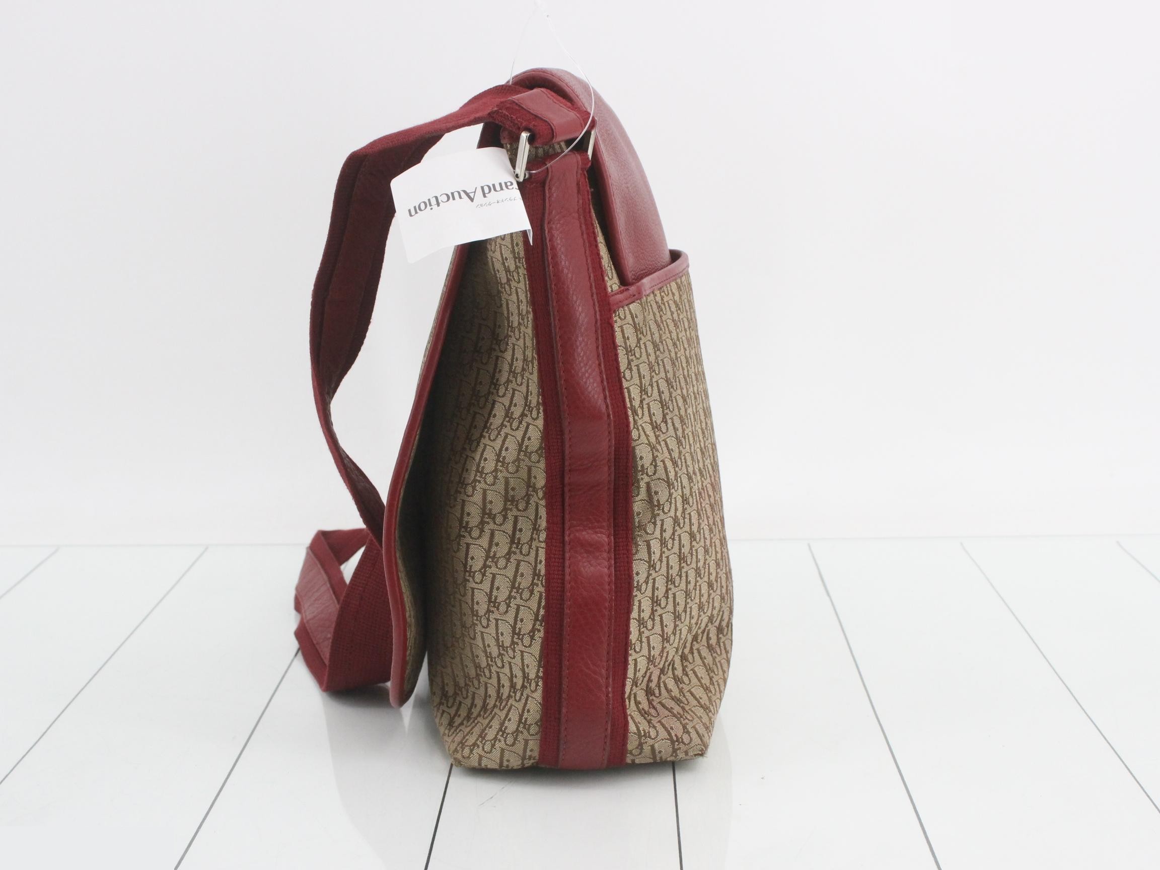 Other lines: Bags and shoulder bags — view 3
