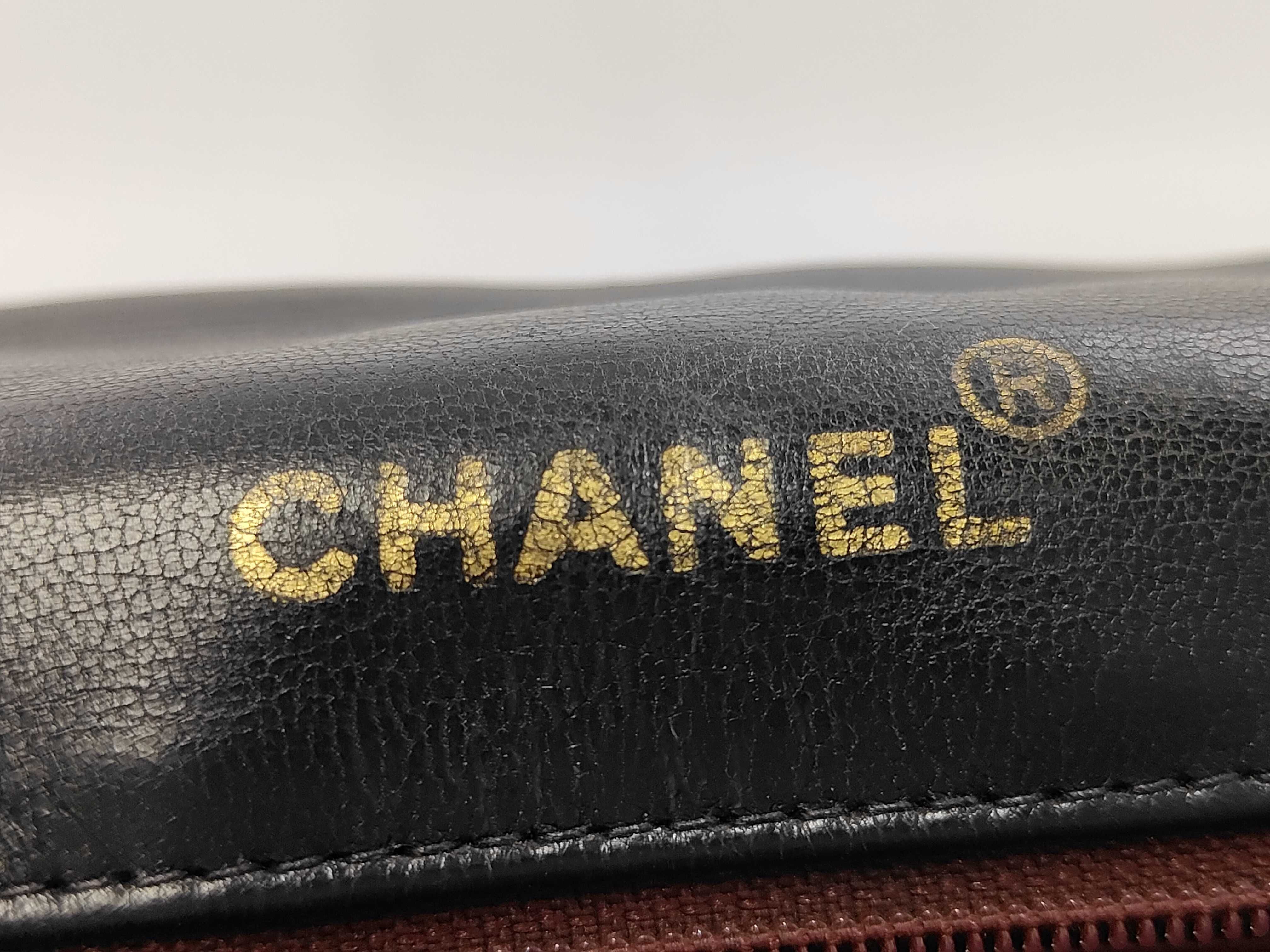 Diana Matelassé Black Gold Shoulder Bag — view 9