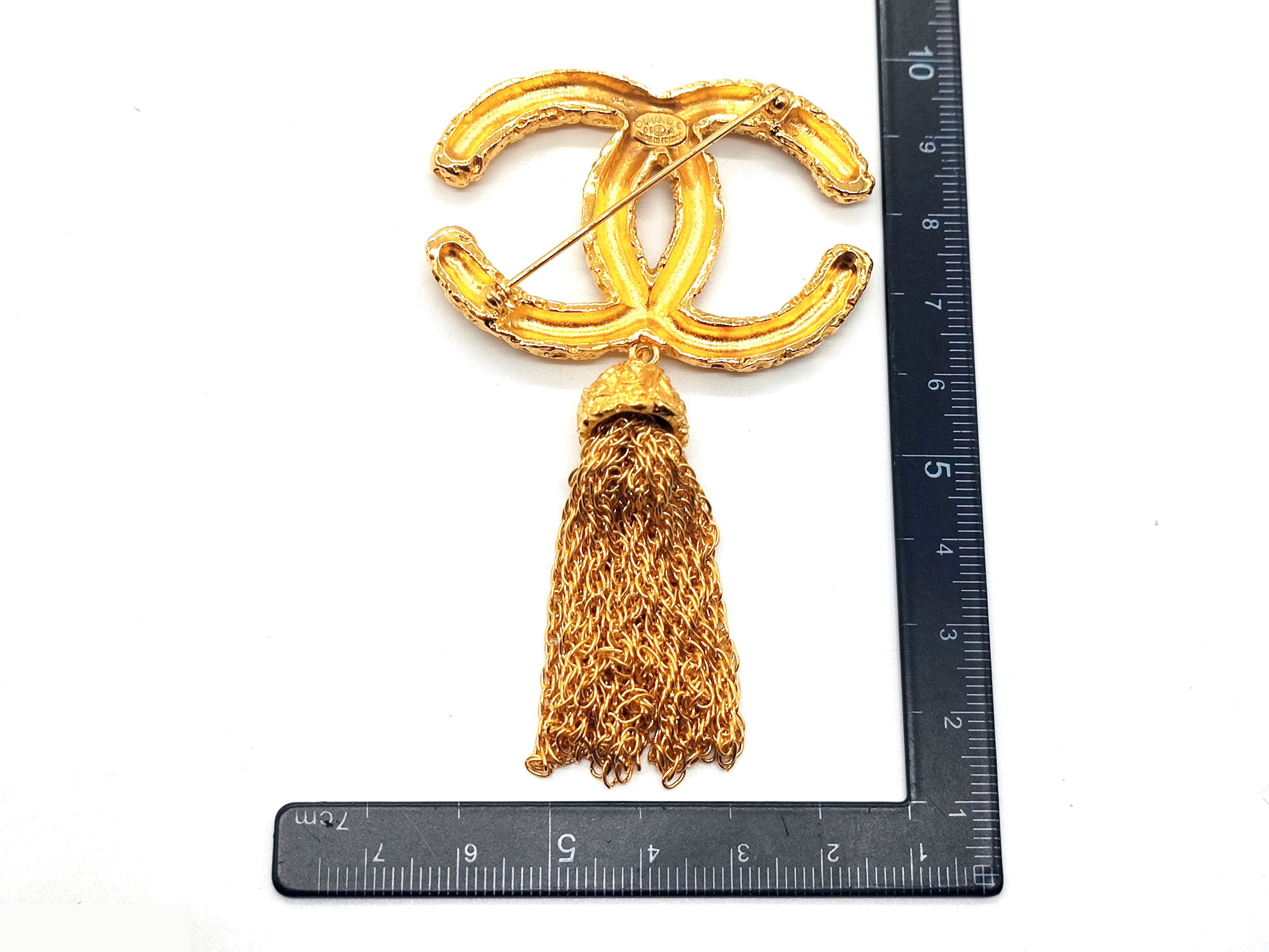 Coco Mark Lava Fringe Brooch 93A — view 3