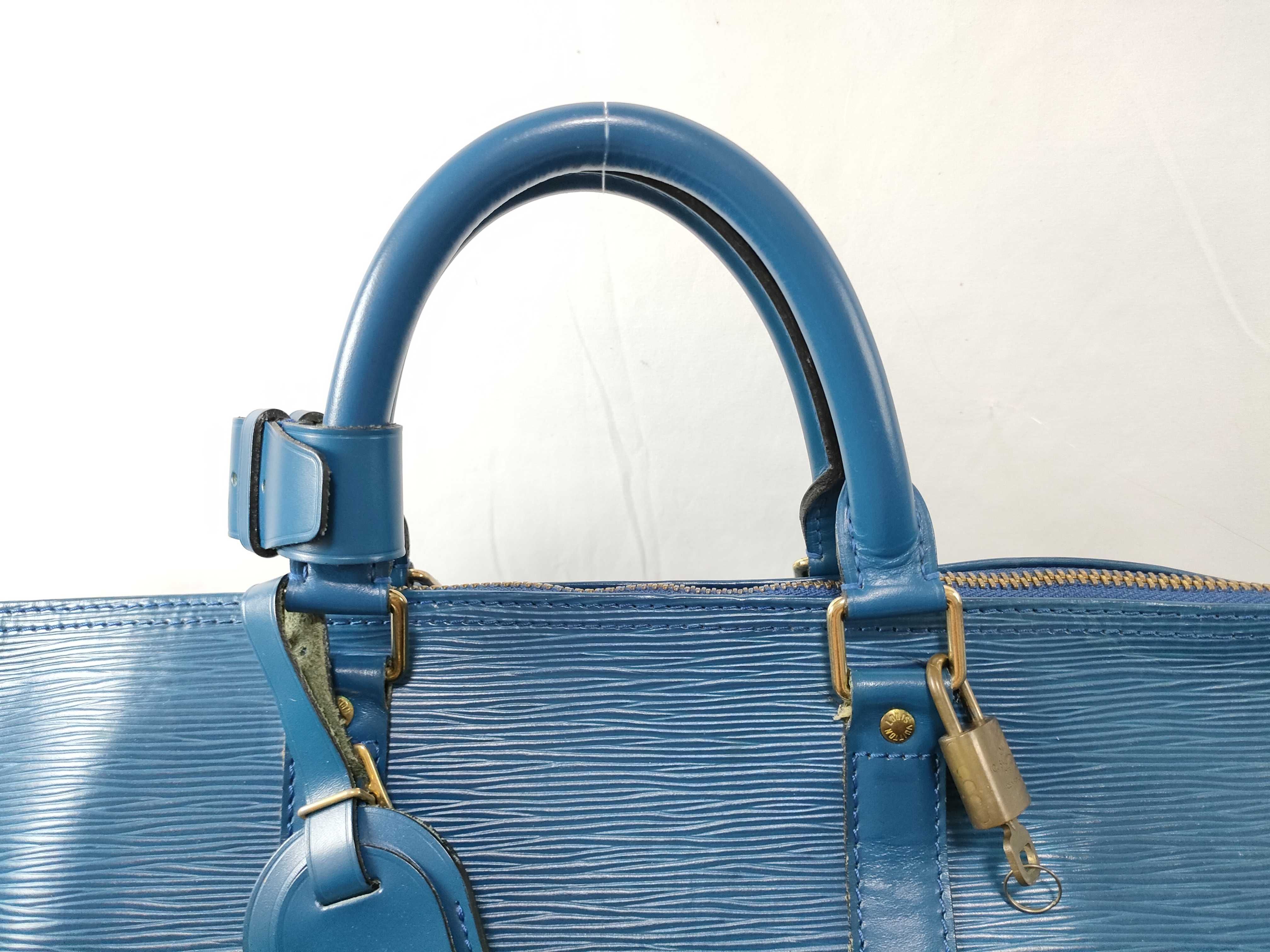 Epi Keepall 55 Blue Boston Bag — view 2