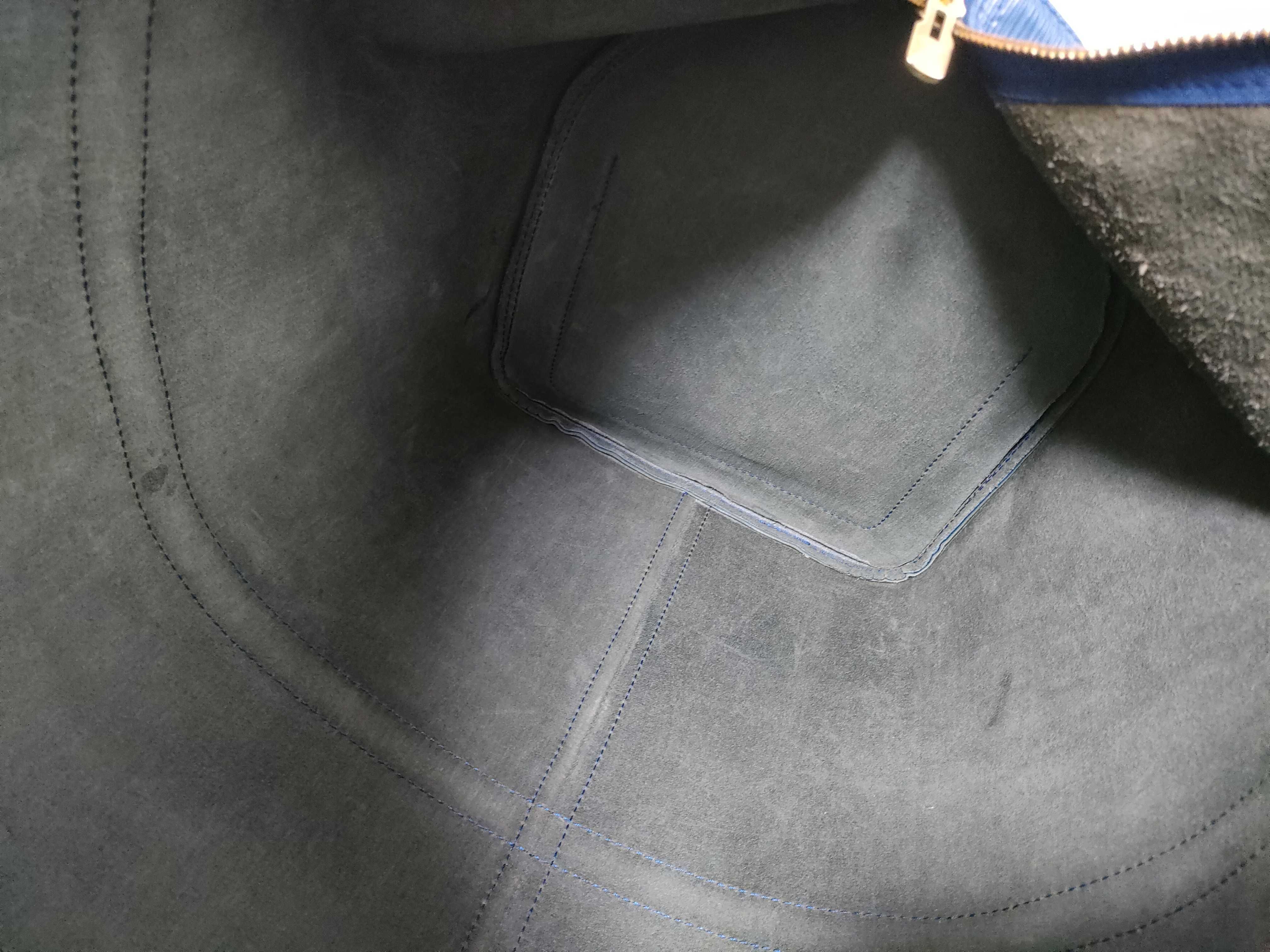Epi Keepall 55 Blue Boston Bag — view 11