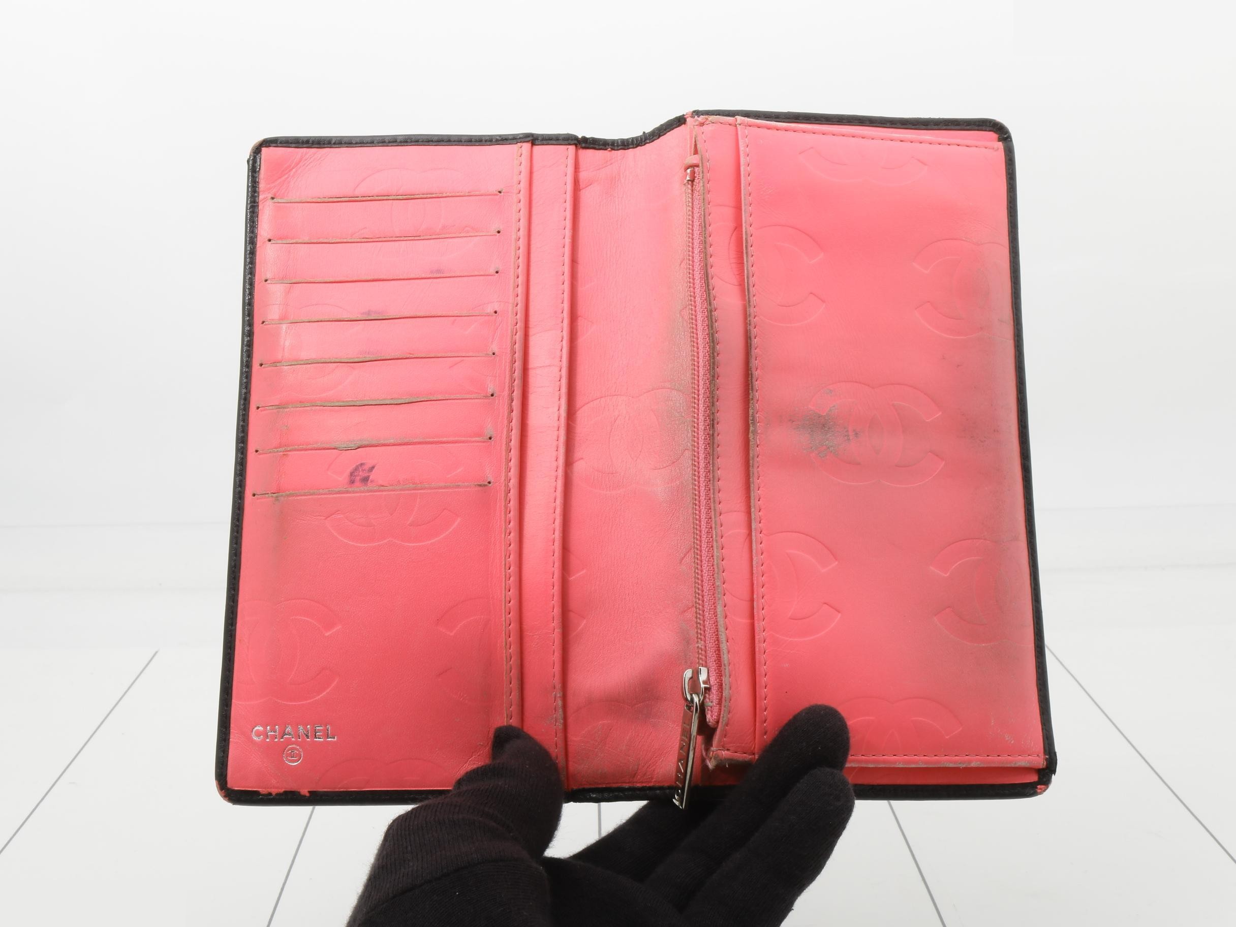 Long wallet, with sticker, serial number 13. — view 4