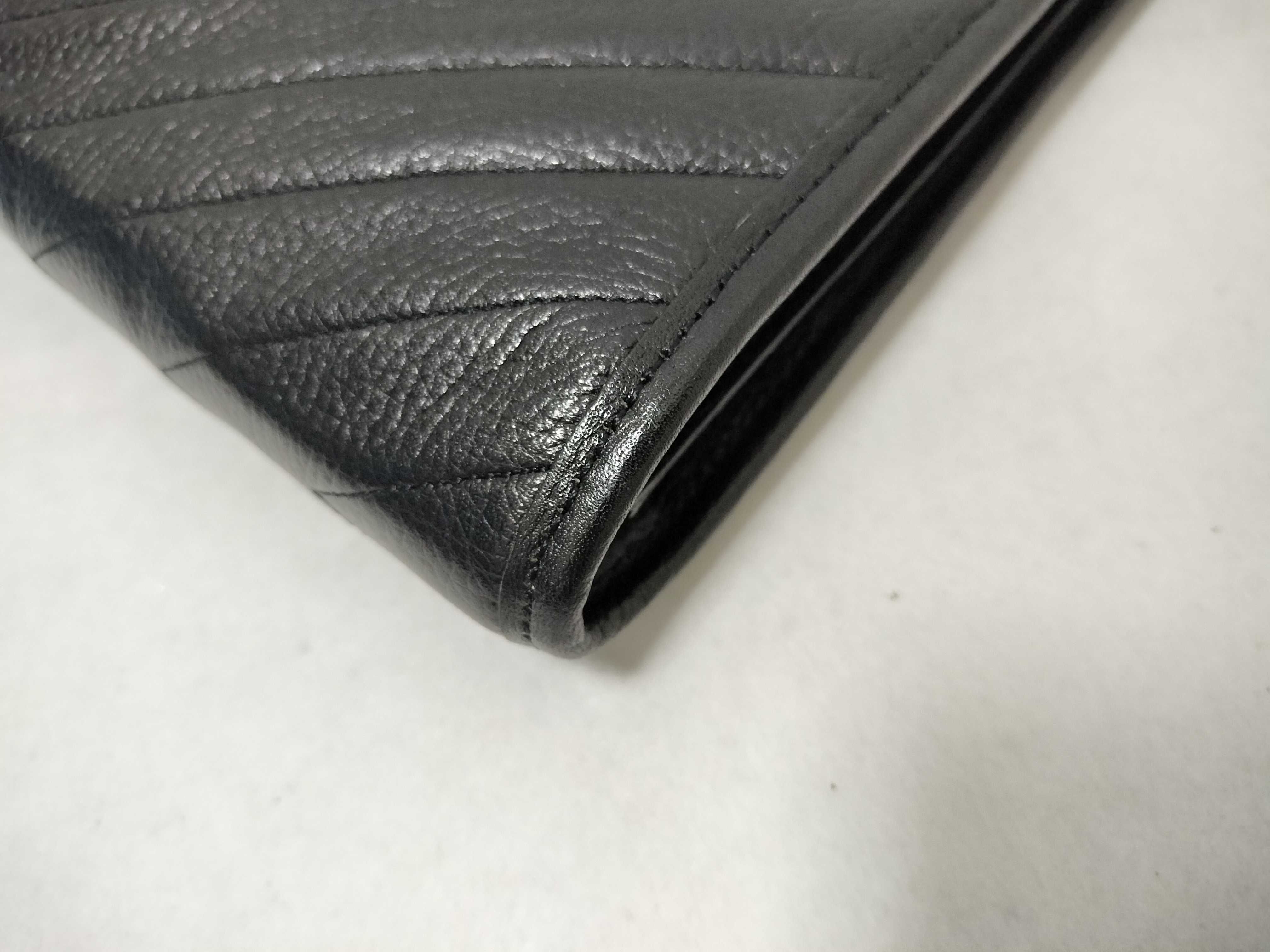 clutch bag — view 3