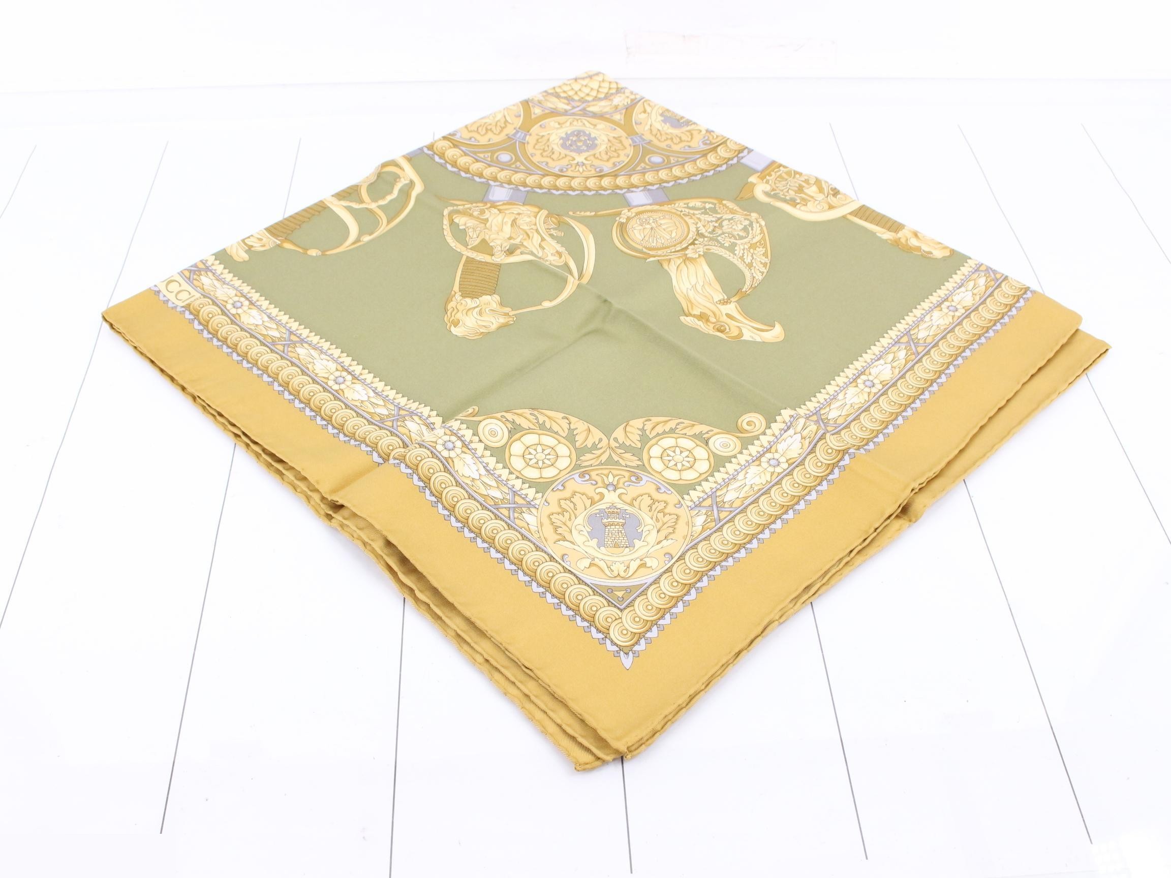 scarf — view 2