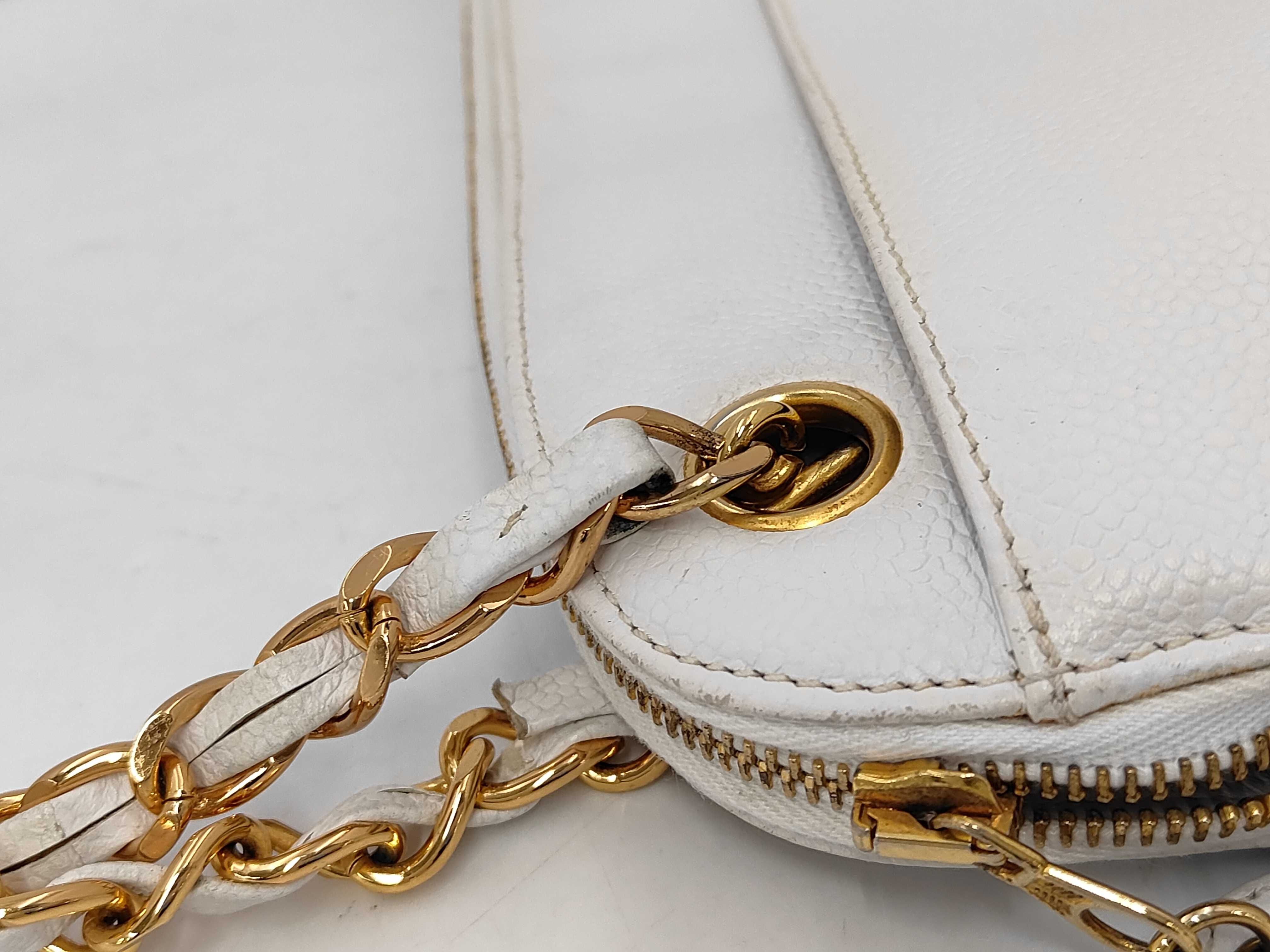 Caviar Skin Chain Tote White Shoulder Bag — view 5